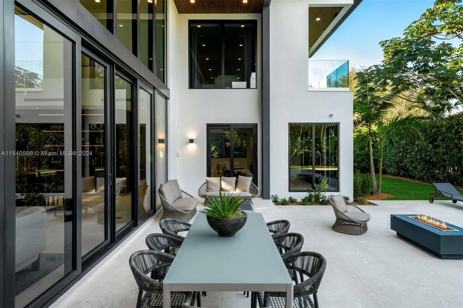 9595 72 Ct, Pinecrest, FL, 33156 United States, 5 Bedrooms Bedrooms, ,5 BathroomsBathrooms,Residential,For Sale,72 Ct,A11540986