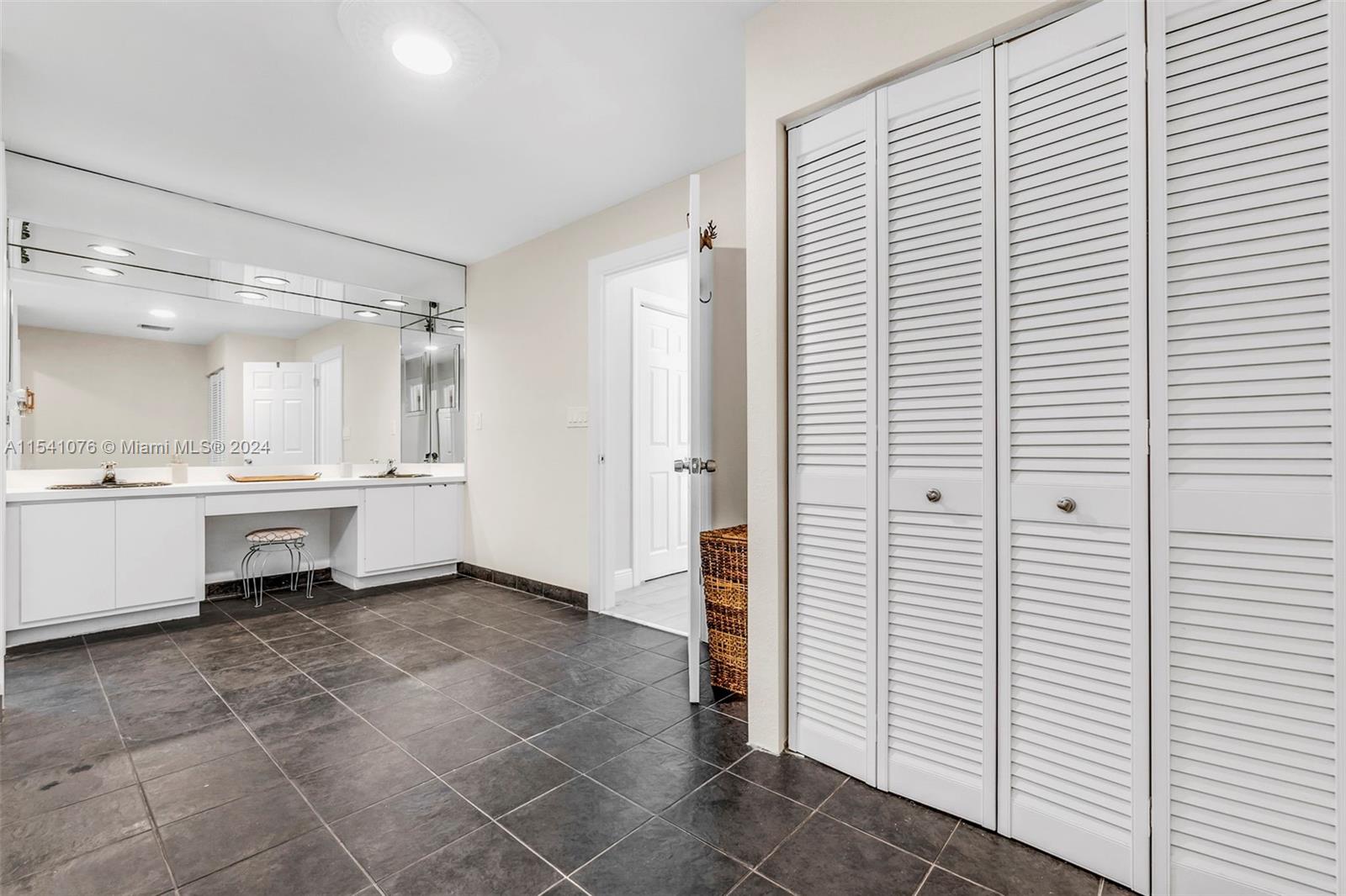16590 Royal Poinciana Ct, Weston, Florida 33326, 4 Bedrooms Bedrooms, ,3 BathroomsBathrooms,Residential,For Sale,16590 Royal Poinciana Ct,A11541076