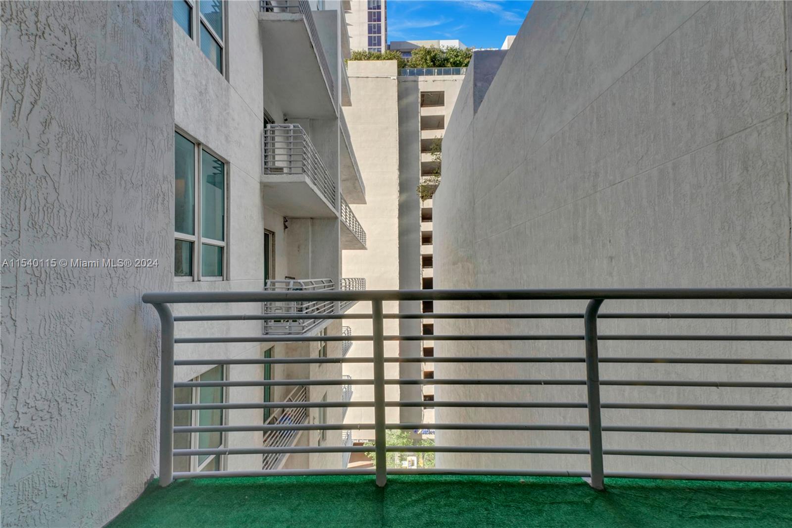 234 NE 3rd St 806, Miami, Florida 33132, 1 Bedroom Bedrooms, ,1 BathroomBathrooms,Residential,For Sale,234 NE 3rd St 806,A11540115