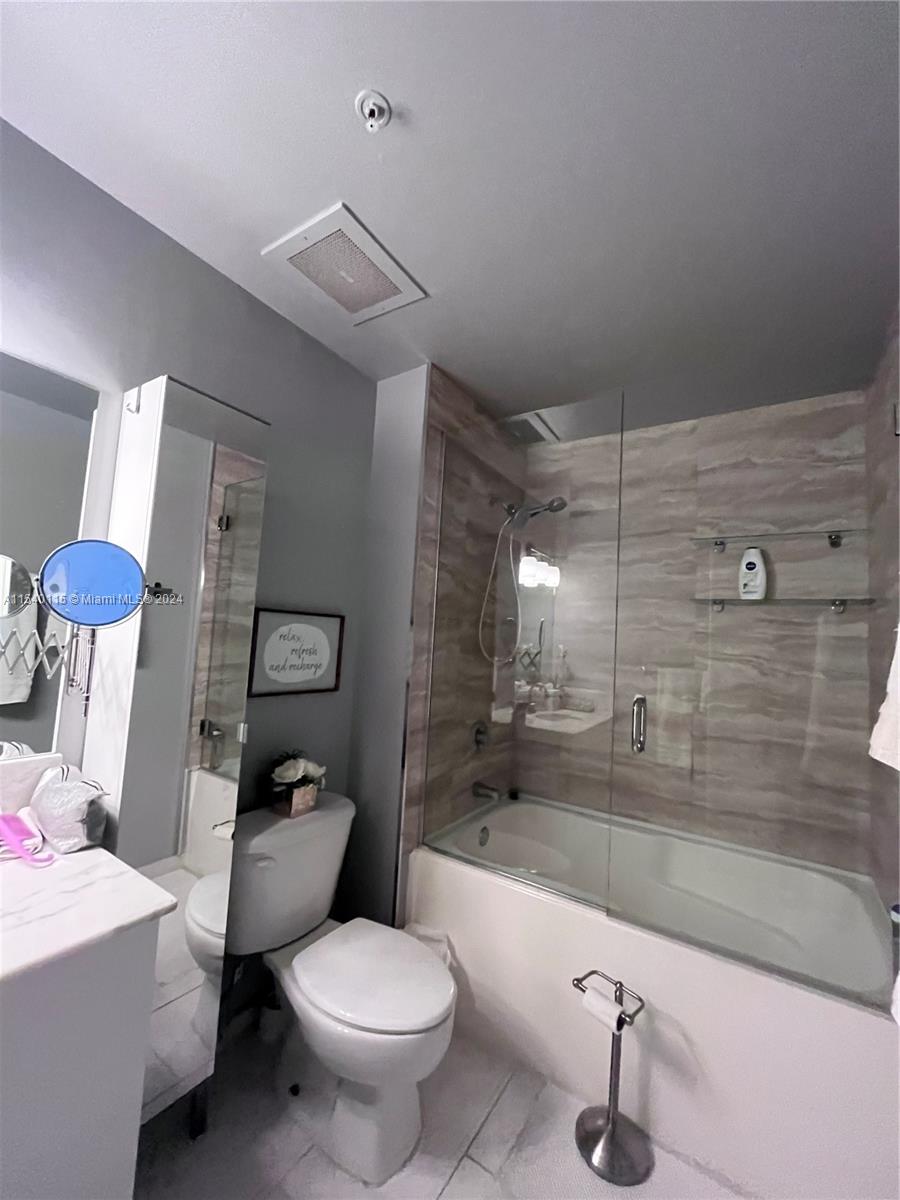 234 NE 3rd St 806, Miami, Florida 33132, 1 Bedroom Bedrooms, ,1 BathroomBathrooms,Residential,For Sale,234 NE 3rd St 806,A11540115