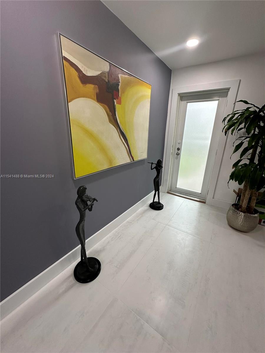 526 NW 7th St, Dania Beach, Florida 33004, 2 Bedrooms Bedrooms, ,1 BathroomBathrooms,Residential,For Sale,526 NW 7th St,A11541488