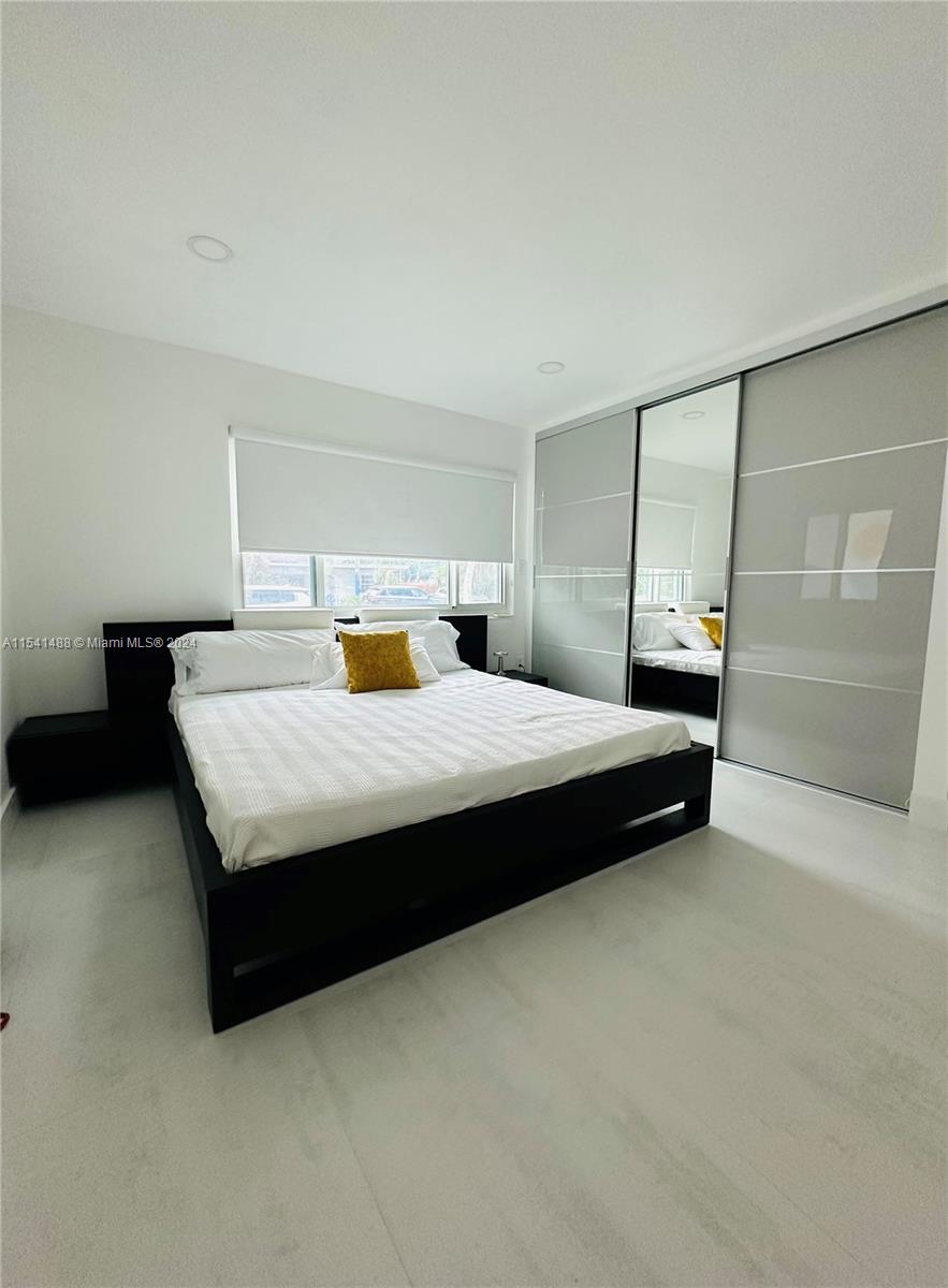 526 NW 7th St, Dania Beach, Florida 33004, 2 Bedrooms Bedrooms, ,1 BathroomBathrooms,Residential,For Sale,526 NW 7th St,A11541488