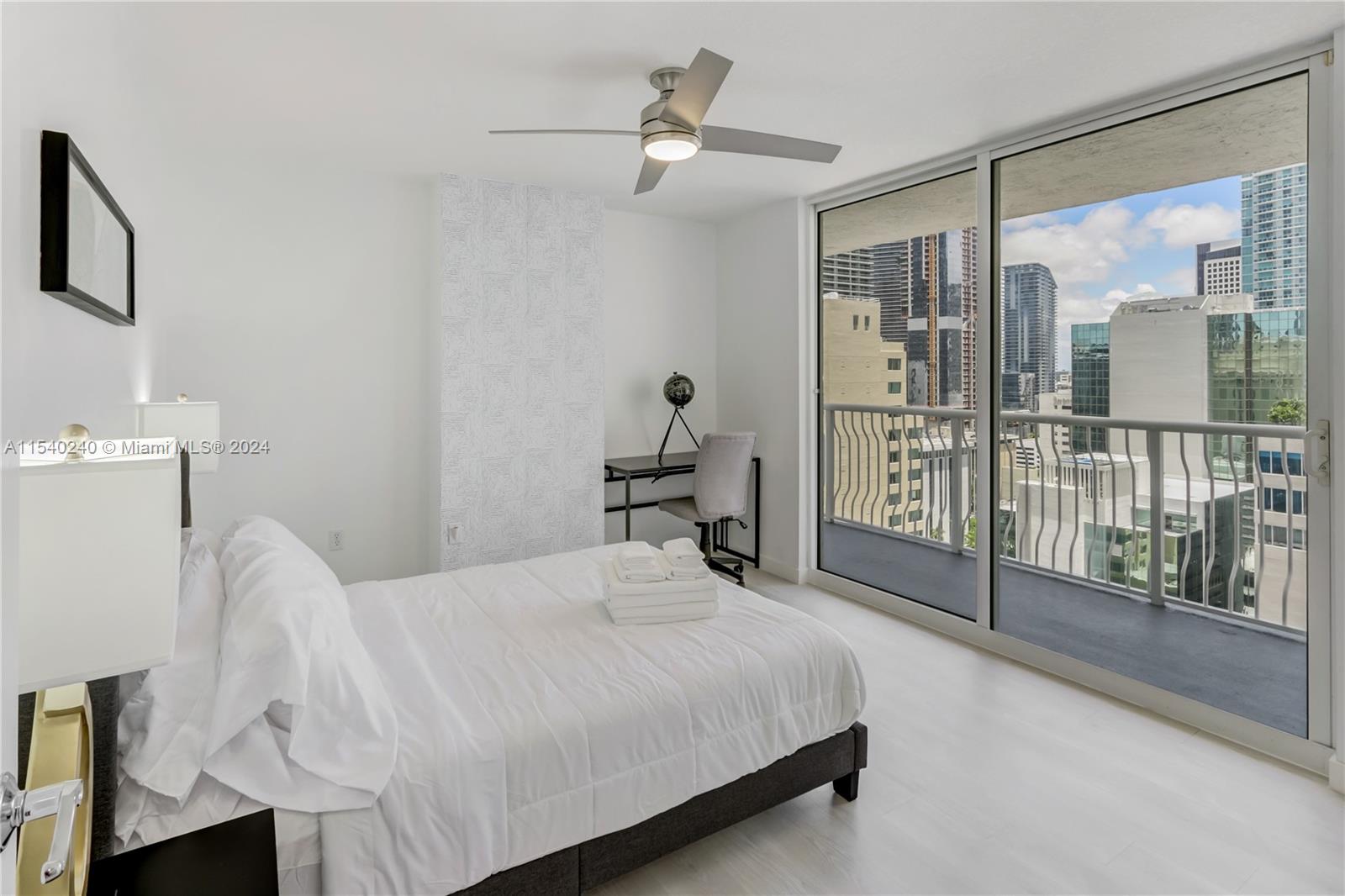 1200 Brickell Bay Dr 2424, Miami, Florida 33131, 3 Bedrooms Bedrooms, ,2 BathroomsBathrooms,Residential,For Sale,1200 Brickell Bay Dr 2424,A11540240