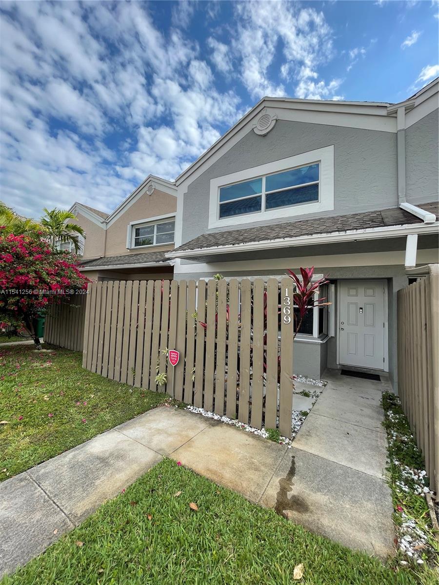 1369 123rd Ave, Pembroke Pines, FL, 33026 United States, 2 Bedrooms Bedrooms, ,2 BathroomsBathrooms,Residential,For Sale,123rd Ave,A11541256