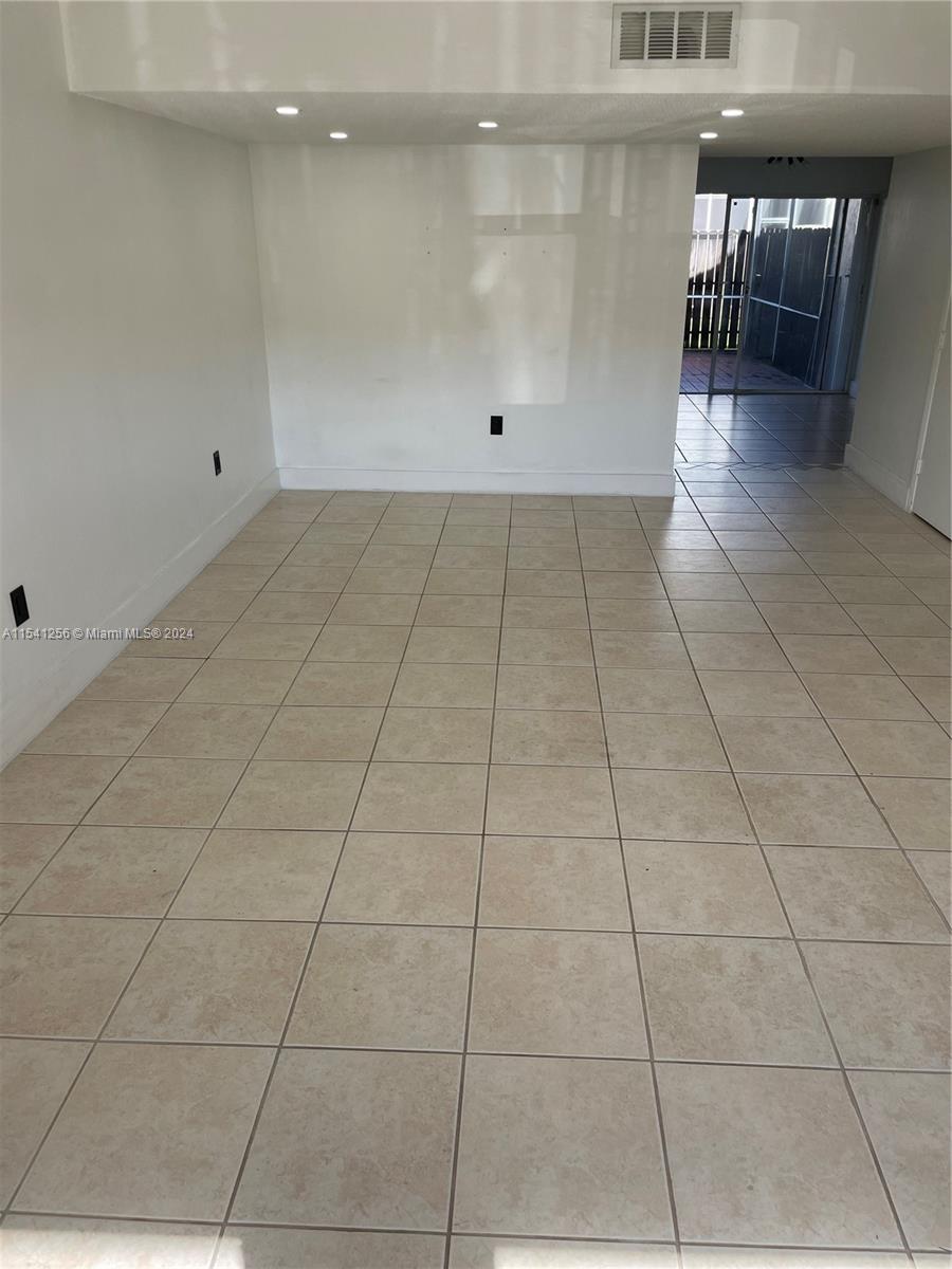 1369 123rd Ave, Pembroke Pines, FL, 33026 United States, 2 Bedrooms Bedrooms, ,2 BathroomsBathrooms,Residential,For Sale,123rd Ave,A11541256