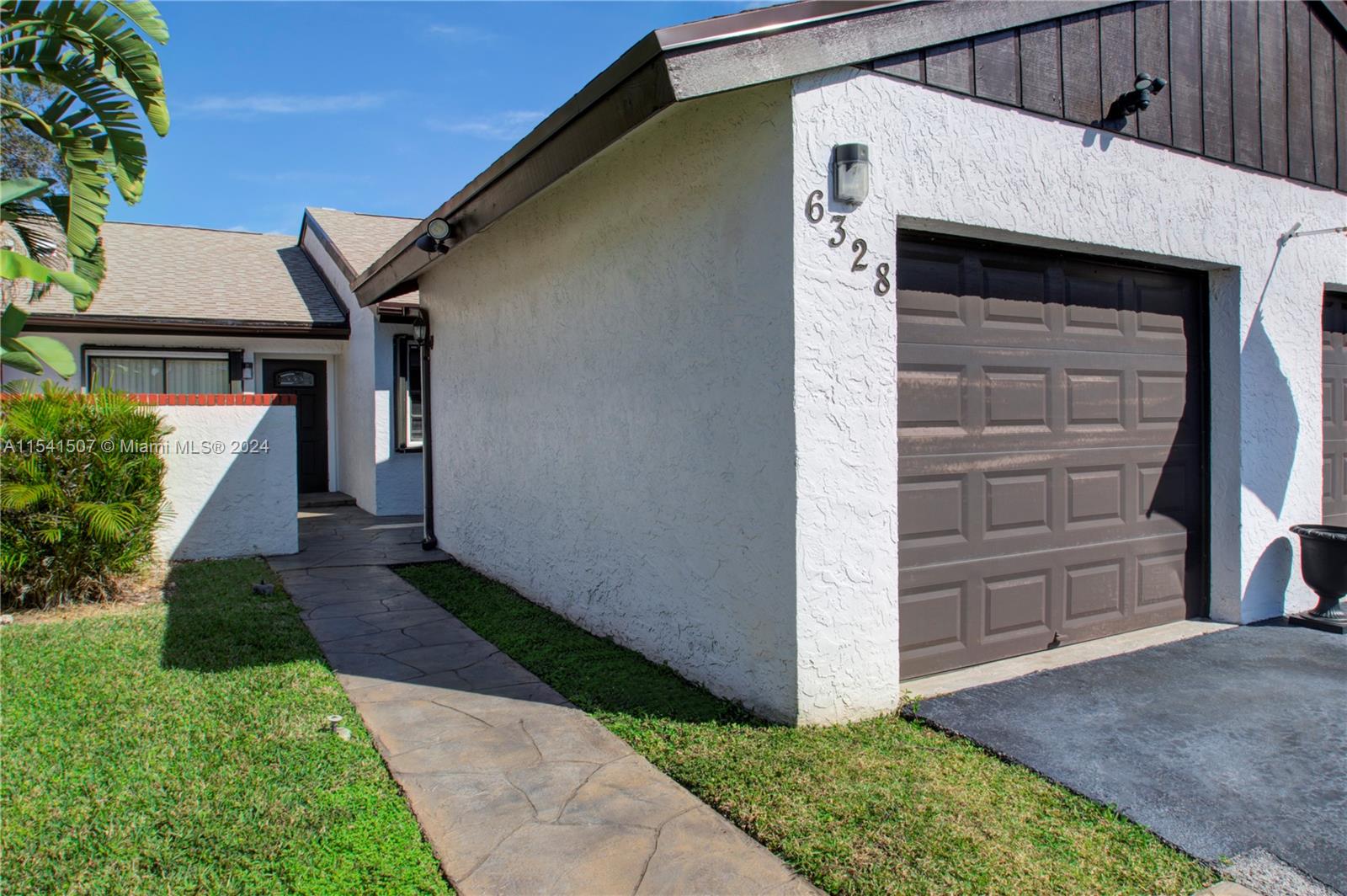 6328 E Pinehurst Cir E C33, Tamarac, Florida 33321, 2 Bedrooms Bedrooms, ,1 BathroomBathrooms,Residential,For Sale,6328 E Pinehurst Cir E C33,A11541507