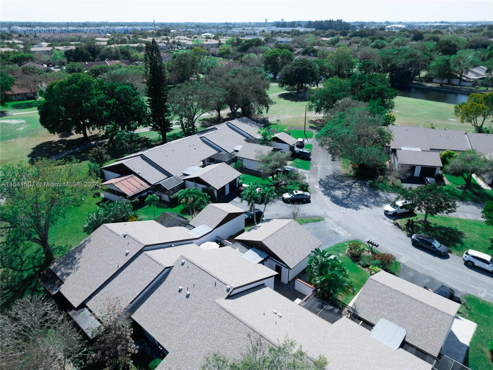 6328 E Pinehurst Cir E C33, Tamarac, Florida 33321, 2 Bedrooms Bedrooms, ,1 BathroomBathrooms,Residential,For Sale,6328 E Pinehurst Cir E C33,A11541507