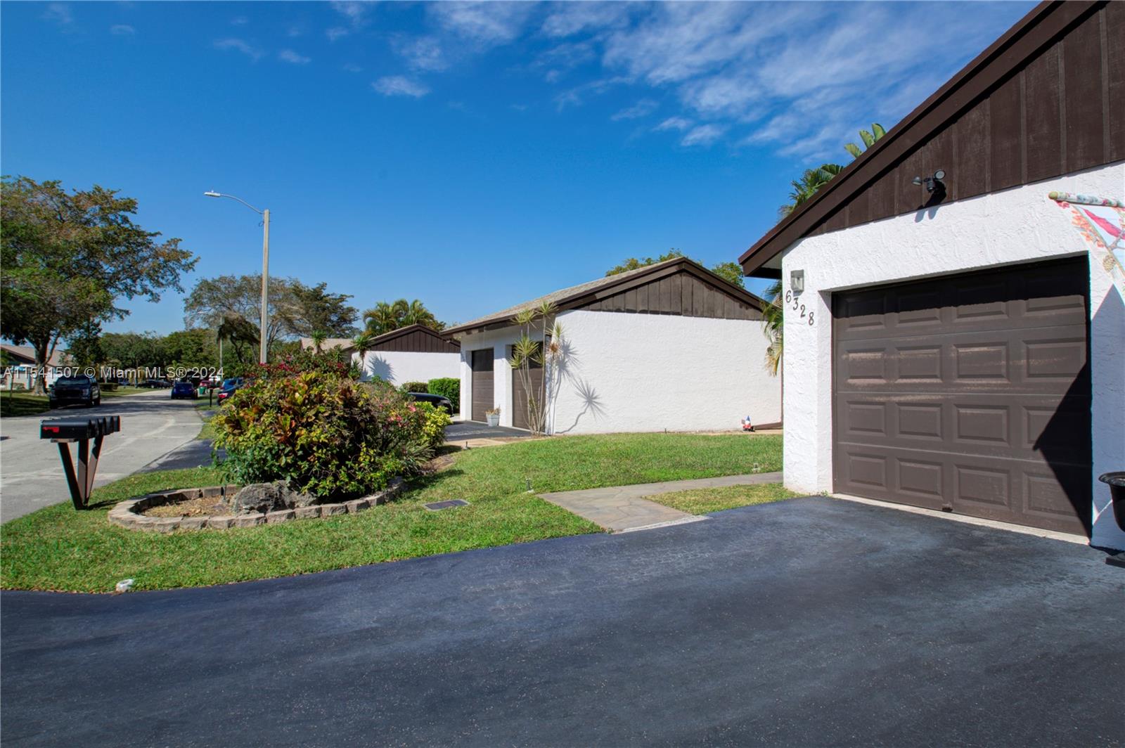 6328 E Pinehurst Cir E C33, Tamarac, Florida 33321, 2 Bedrooms Bedrooms, ,1 BathroomBathrooms,Residential,For Sale,6328 E Pinehurst Cir E C33,A11541507