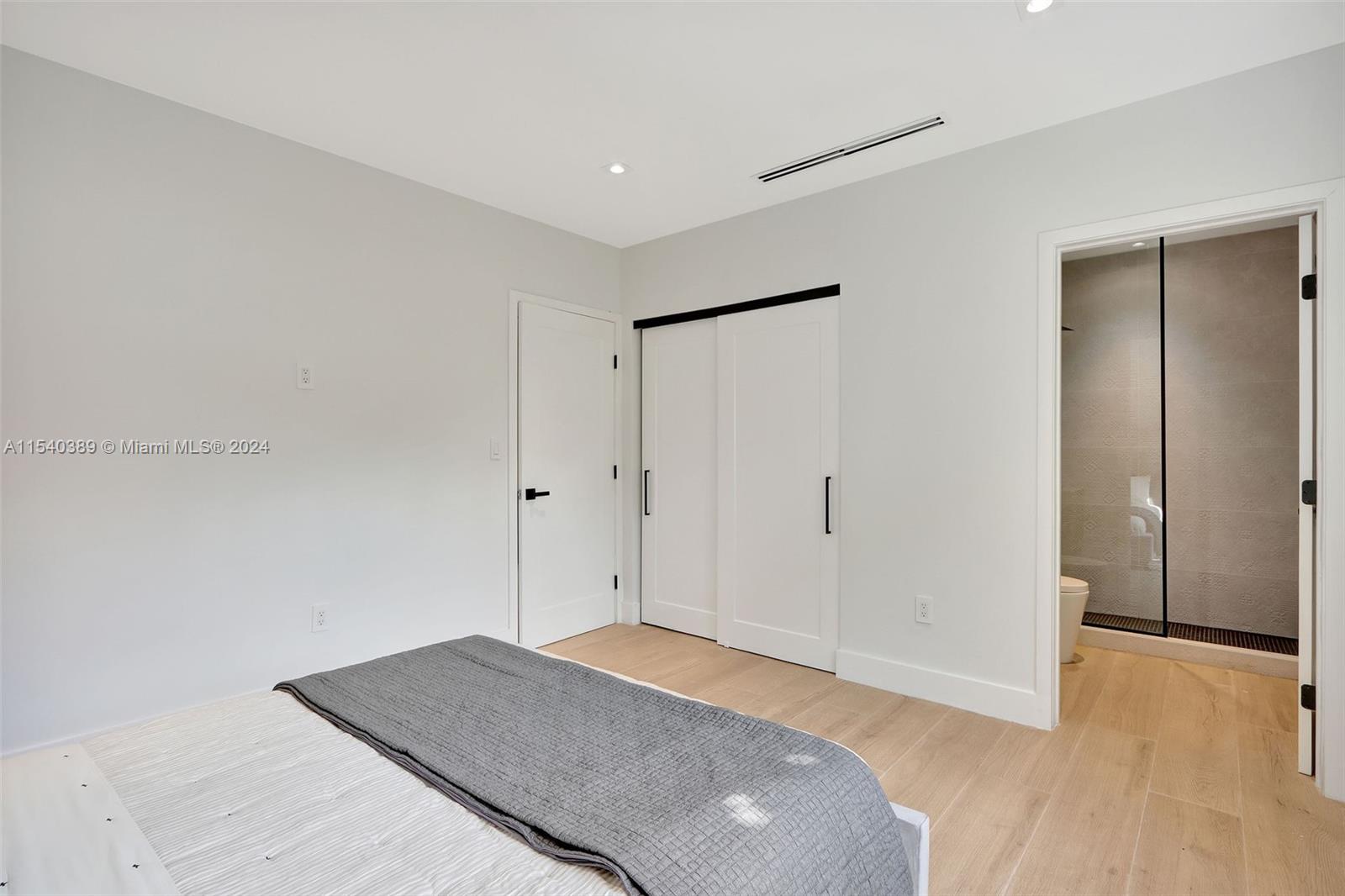 1170 NE 100th St, Miami Shores, Florida 33138, 4 Bedrooms Bedrooms, ,4 BathroomsBathrooms,Residential,For Sale,1170 NE 100th St,A11540389