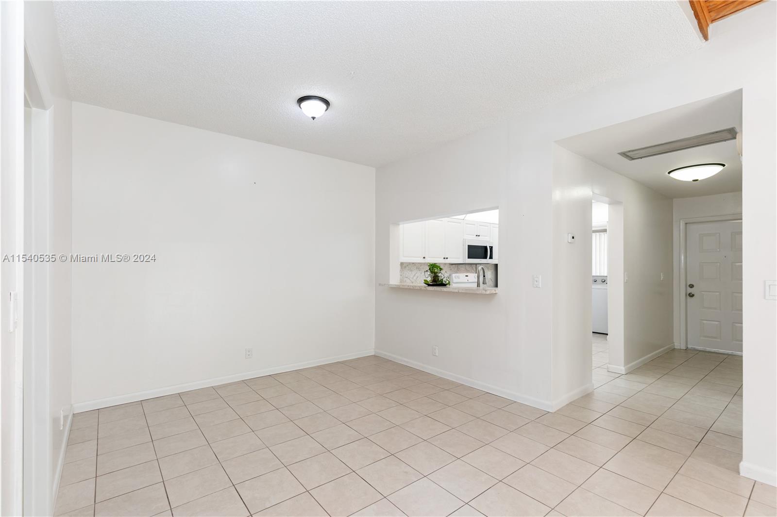 1144 98th Ter, Pembroke Pines, FL, 33024 United States, 2 Bedrooms Bedrooms, ,2 BathroomsBathrooms,Residential,For Sale,98th Ter,A11540535