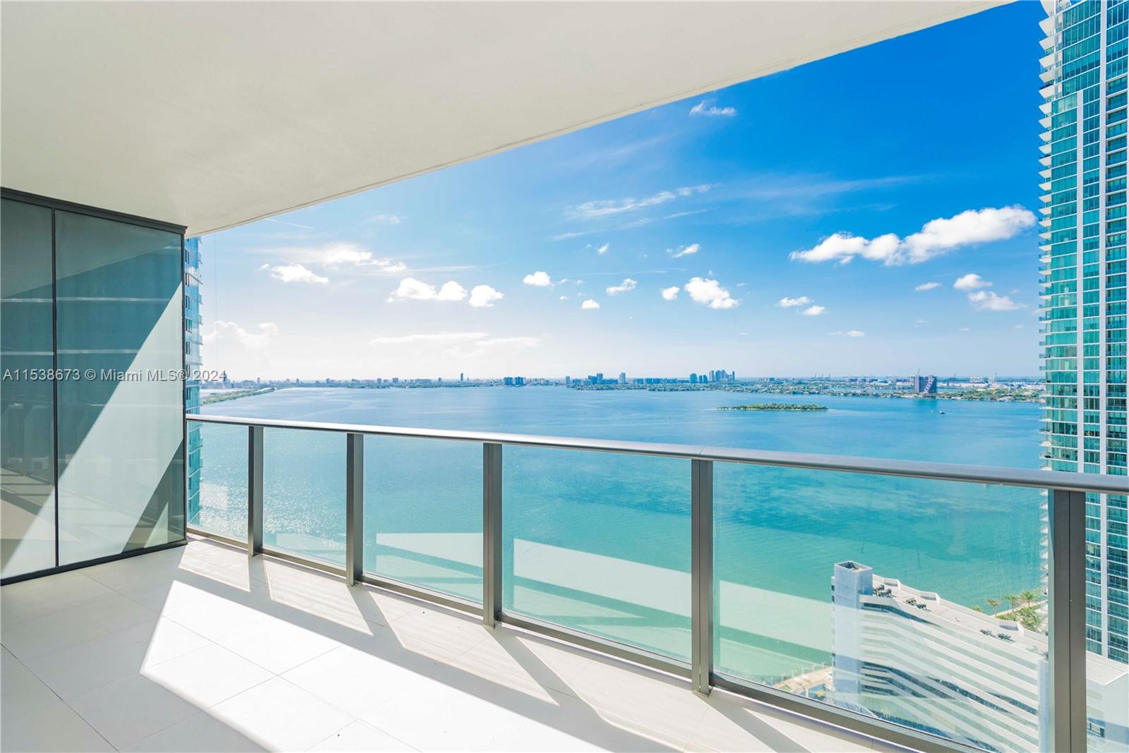 650 NE 32 2703, Miami, Florida 33137, 2 Bedrooms Bedrooms, ,3 BathroomsBathrooms,Residential,For Sale,650 NE 32 2703,A11538673