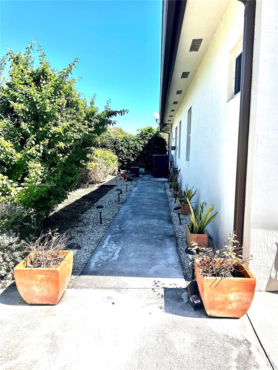 27610 SW 153rd Ct, Homestead, Florida 33032, 4 Bedrooms Bedrooms, ,3 BathroomsBathrooms,Residential,For Sale,27610 SW 153rd Ct,A11541532