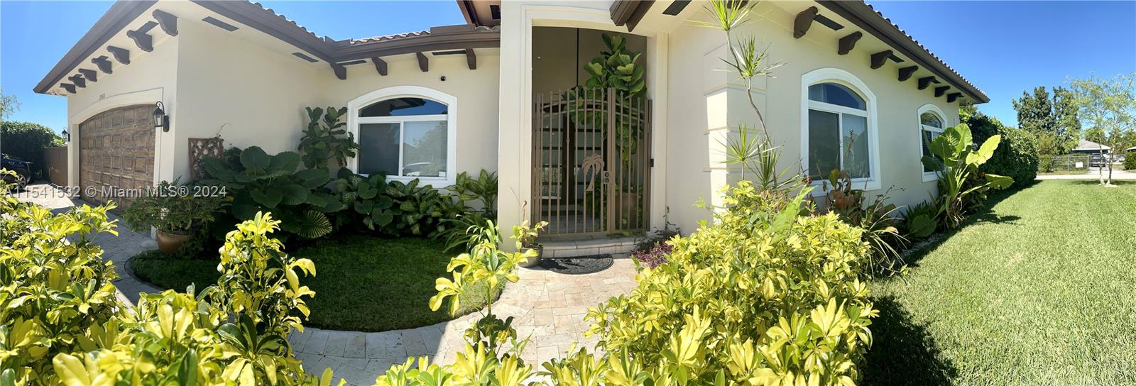 27610 SW 153rd Ct, Homestead, Florida 33032, 4 Bedrooms Bedrooms, ,3 BathroomsBathrooms,Residential,For Sale,27610 SW 153rd Ct,A11541532