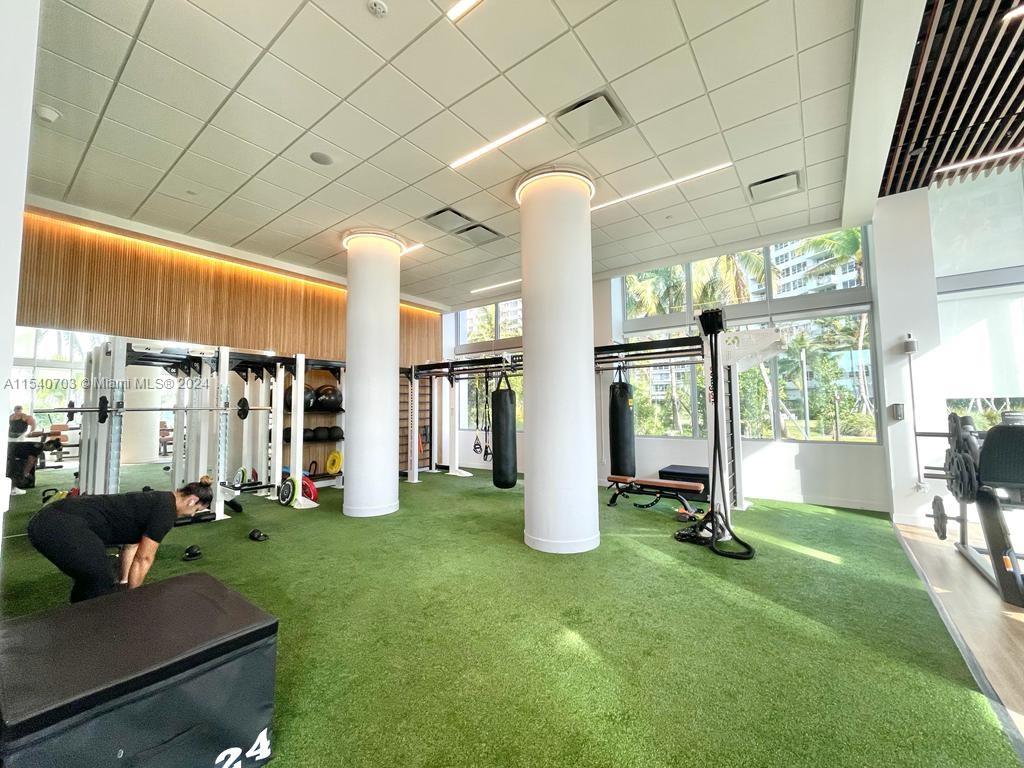 1500 Bay Rd 462S, Miami Beach, Florida 33139, 2 Bedrooms Bedrooms, ,2 BathroomsBathrooms,Residentiallease,For Rent,1500 Bay Rd 462S,A11540703