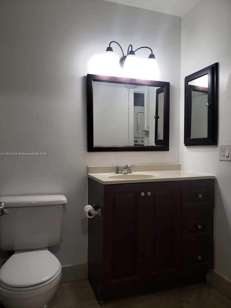 15630 SW 80th St I-201, Miami, Florida 33193, 1 Bedroom Bedrooms, ,1 BathroomBathrooms,Residentiallease,For Rent,15630 SW 80th St I-201,A11541539