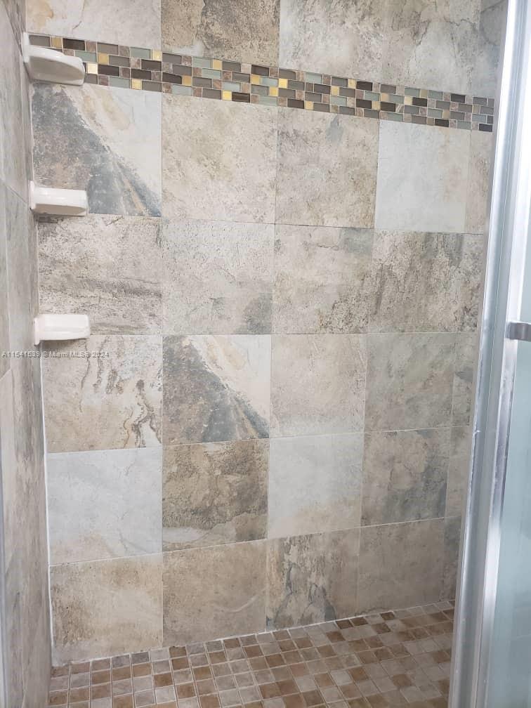 15630 SW 80th St I-201, Miami, Florida 33193, 1 Bedroom Bedrooms, ,1 BathroomBathrooms,Residentiallease,For Rent,15630 SW 80th St I-201,A11541539