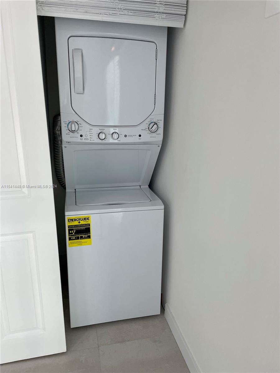 5 5th st 1, Miami, Florida 33130, 1 Bedroom Bedrooms, ,2 BathroomsBathrooms,Residentiallease,For Rent,5 5th st 1,A11541448