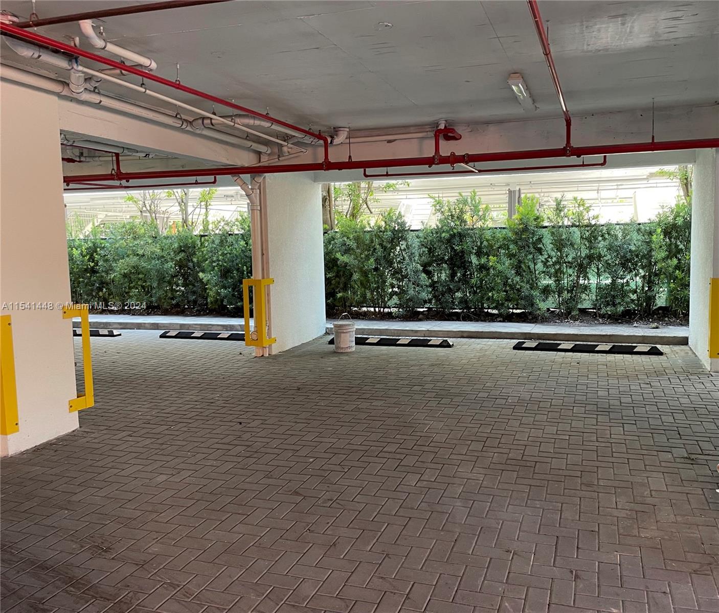 5 5th st 1, Miami, Florida 33130, 1 Bedroom Bedrooms, ,2 BathroomsBathrooms,Residentiallease,For Rent,5 5th st 1,A11541448