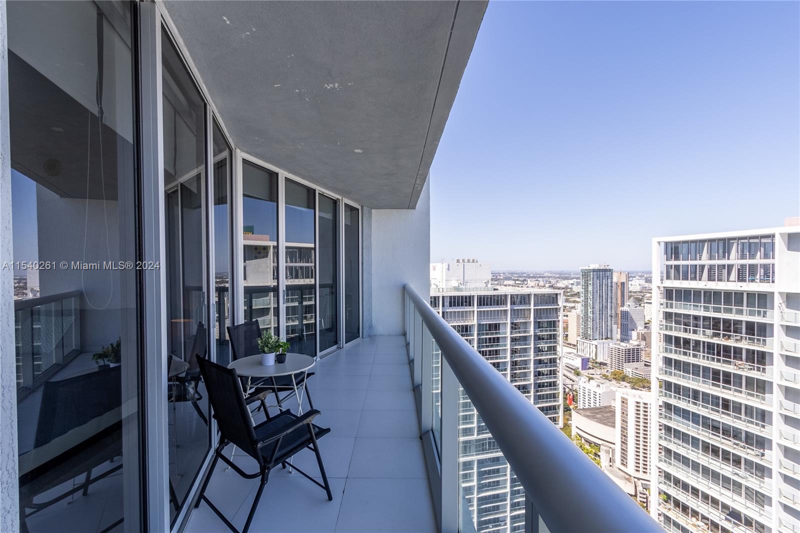 495 Brickell Ave 5408, Miami, Florida 33131, 1 Bedroom Bedrooms, ,1 BathroomBathrooms,Residential,For Sale,495 Brickell Ave 5408,A11540261