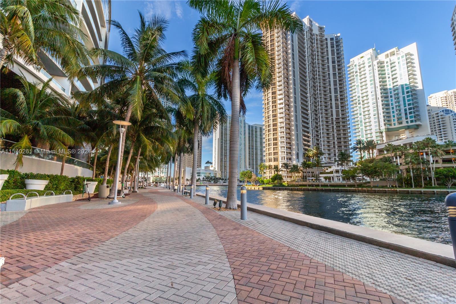 495 Brickell Ave 5408, Miami, Florida 33131, 1 Bedroom Bedrooms, ,1 BathroomBathrooms,Residential,For Sale,495 Brickell Ave 5408,A11540261