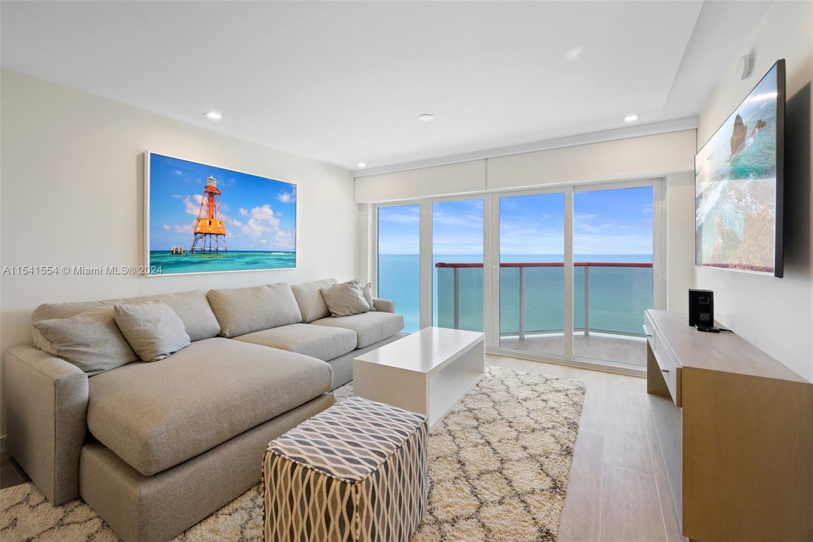 6767 Collins Ave 1710, Miami Beach, Florida 33141, 2 Bedrooms Bedrooms, ,2 BathroomsBathrooms,Residentiallease,For Rent,6767 Collins Ave 1710,A11541554