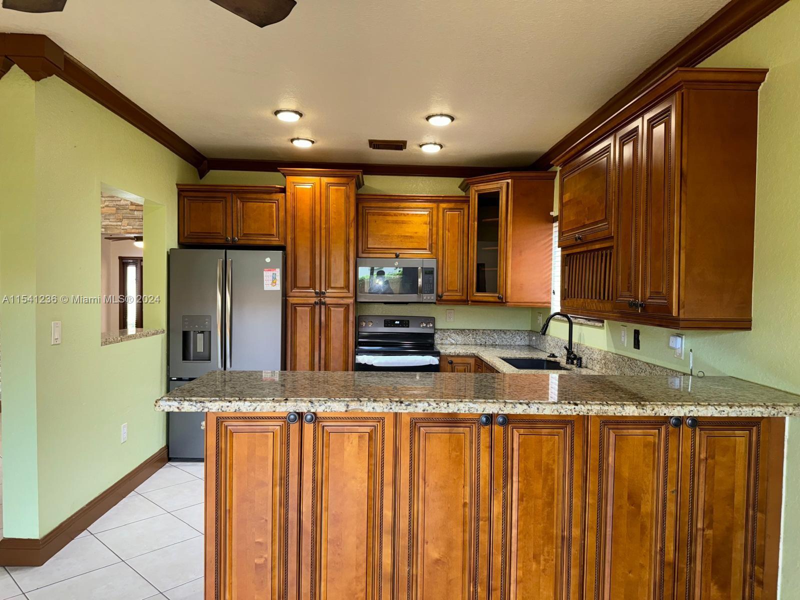 3377 NE 4th St, Homestead, Florida 33033, 5 Bedrooms Bedrooms, ,3 BathroomsBathrooms,Residential,For Sale,3377 NE 4th St,A11541236