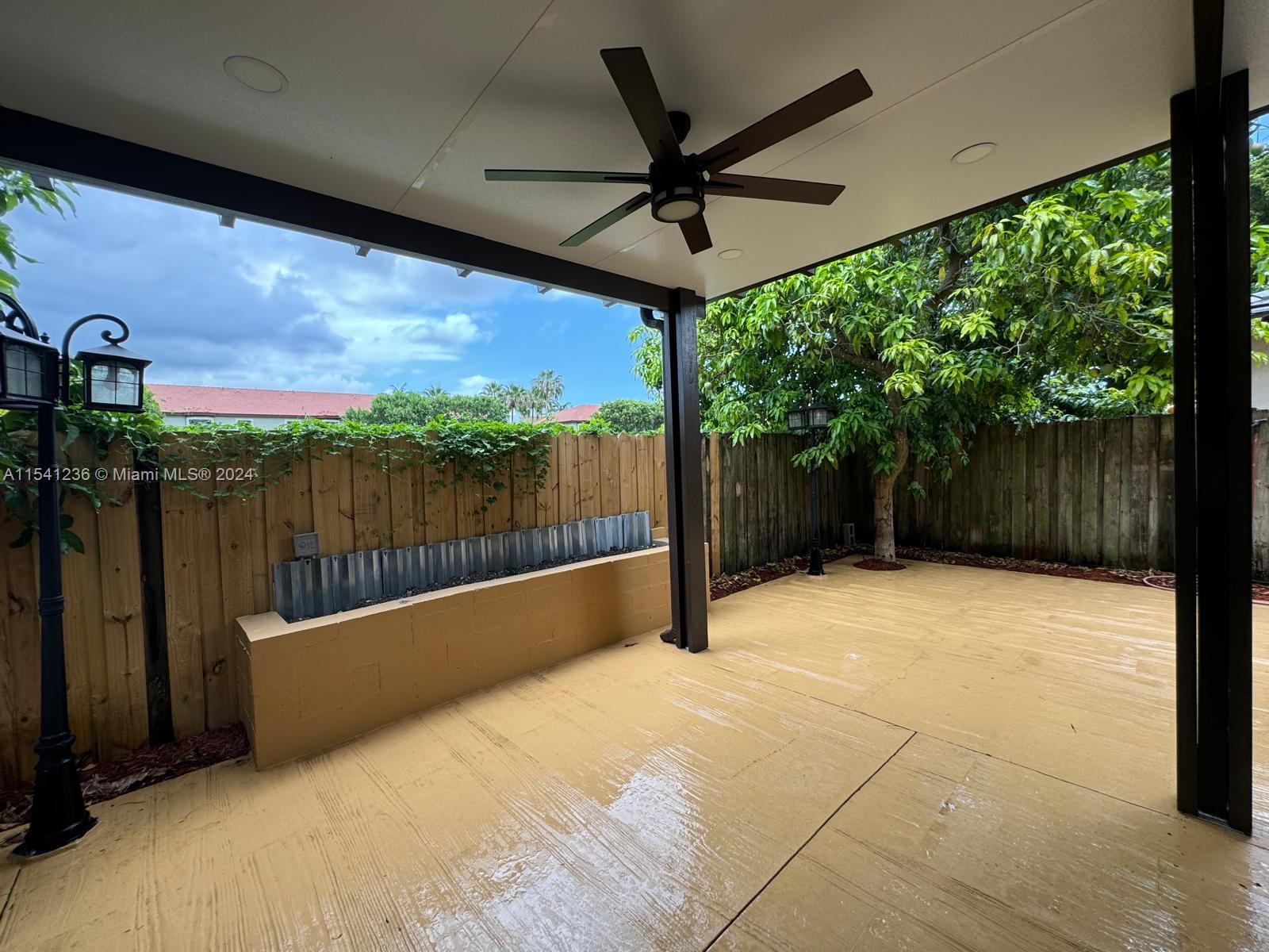 3377 NE 4th St, Homestead, Florida 33033, 5 Bedrooms Bedrooms, ,3 BathroomsBathrooms,Residential,For Sale,3377 NE 4th St,A11541236