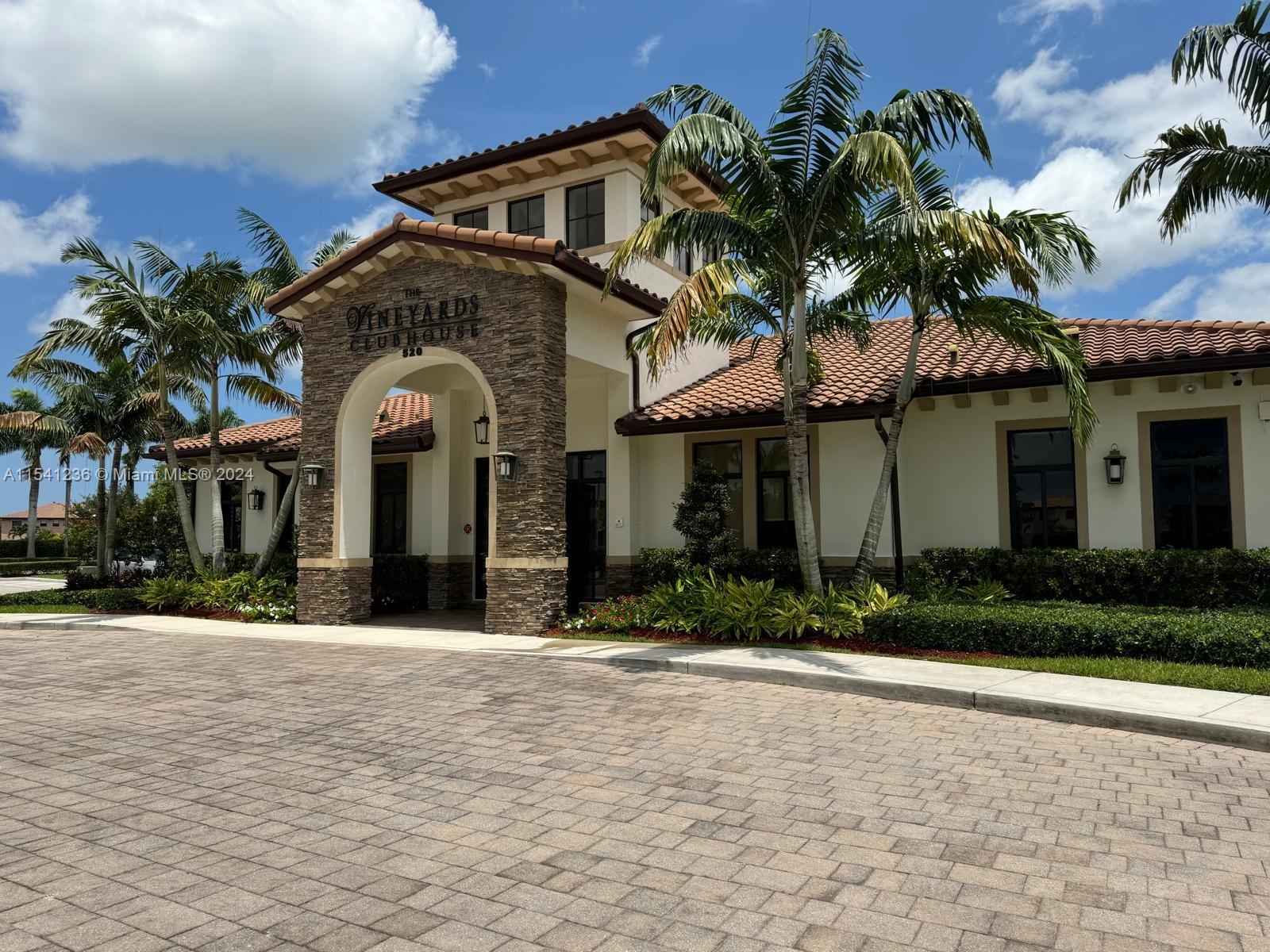 3377 NE 4th St, Homestead, Florida 33033, 5 Bedrooms Bedrooms, ,3 BathroomsBathrooms,Residential,For Sale,3377 NE 4th St,A11541236