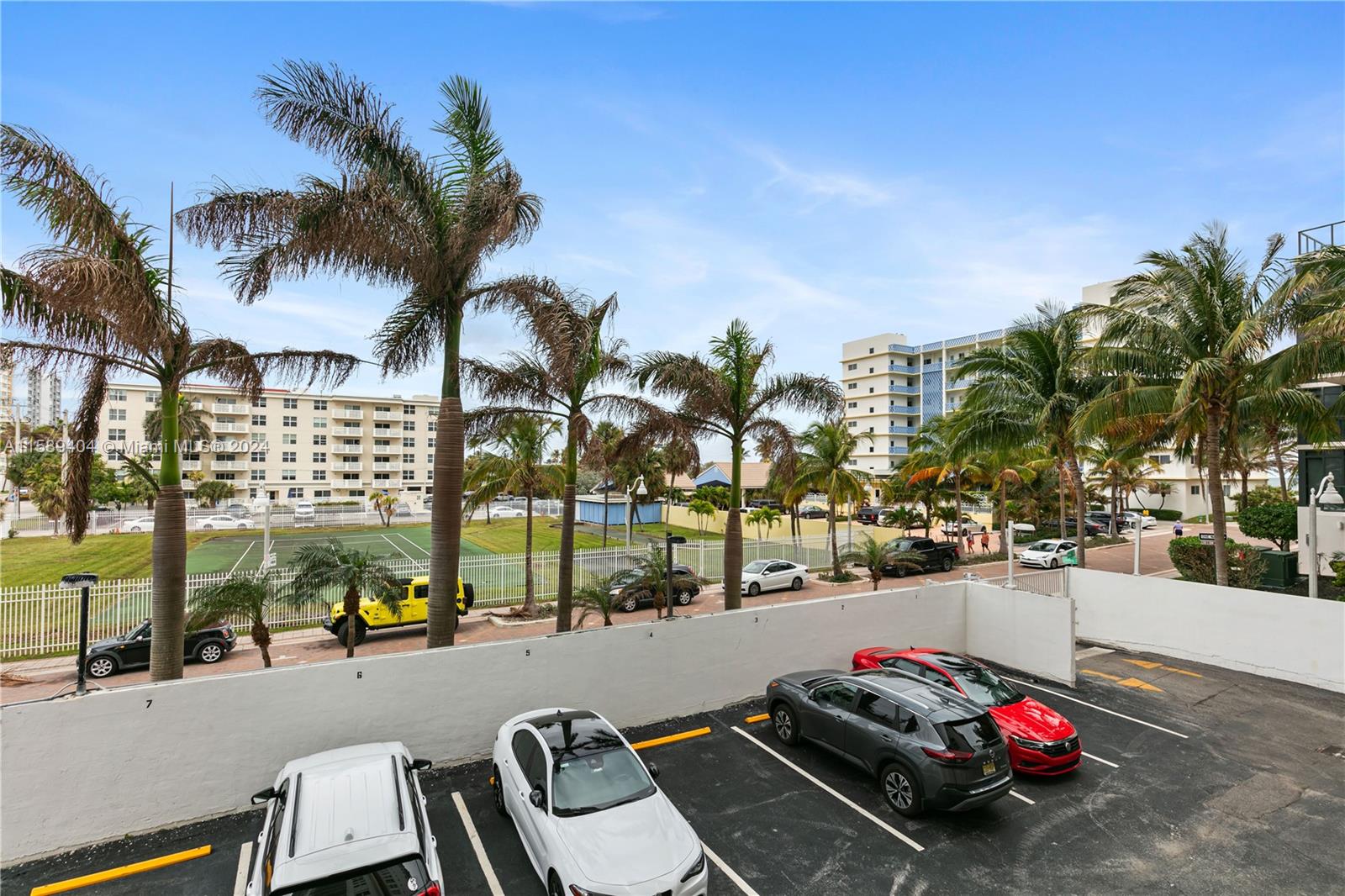 2101 S Ocean Dr 204, Hollywood, Florida 33019, 2 Bedrooms Bedrooms, ,2 BathroomsBathrooms,Residential,For Sale,2101 S Ocean Dr 204,A11539404