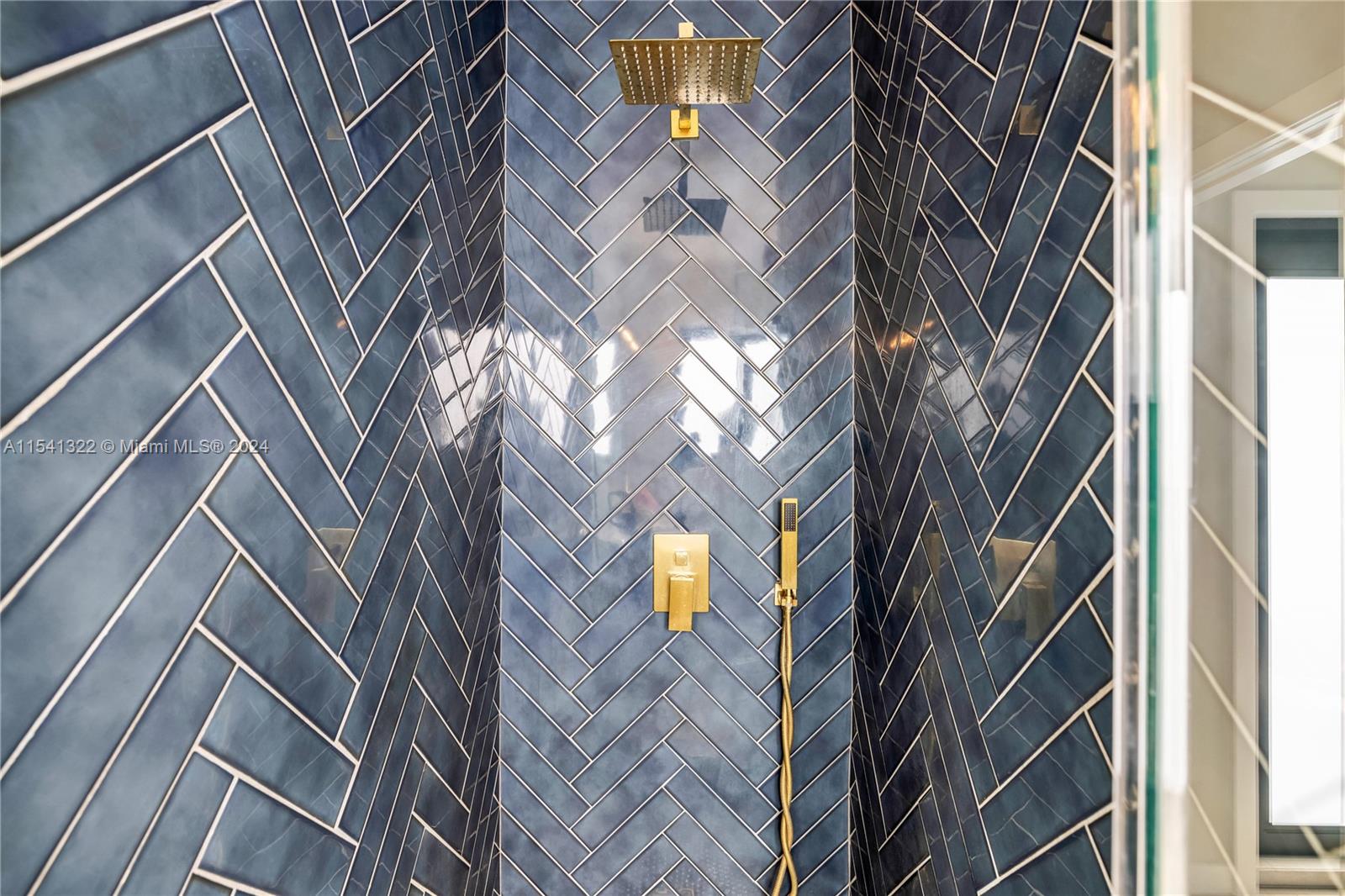 8950 NE 3rd Ave, El Portal, Florida 33138, 3 Bedrooms Bedrooms, ,2 BathroomsBathrooms,Residential,For Sale,8950 NE 3rd Ave,A11541322