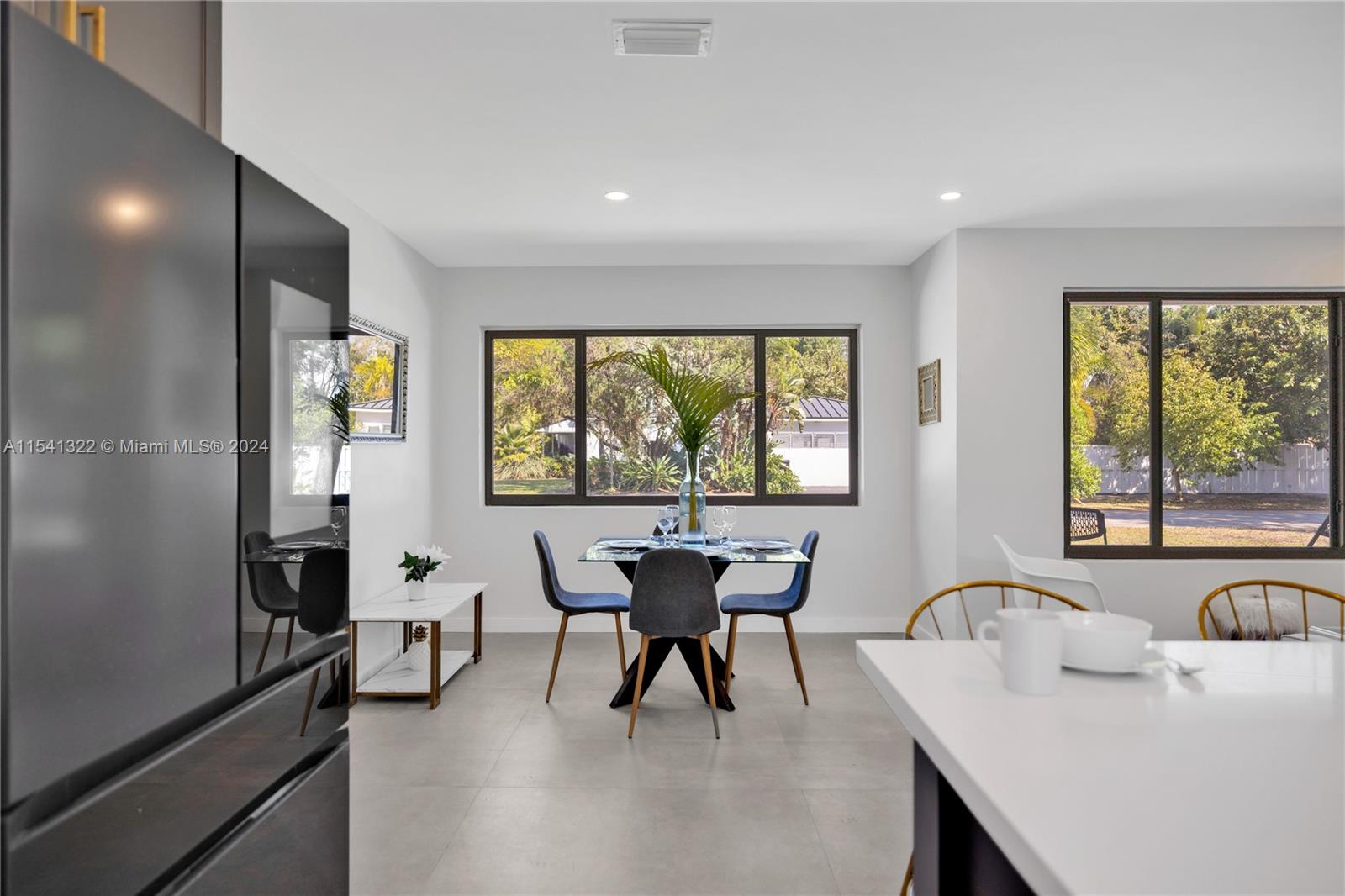 8950 NE 3rd Ave, El Portal, Florida 33138, 3 Bedrooms Bedrooms, ,2 BathroomsBathrooms,Residential,For Sale,8950 NE 3rd Ave,A11541322