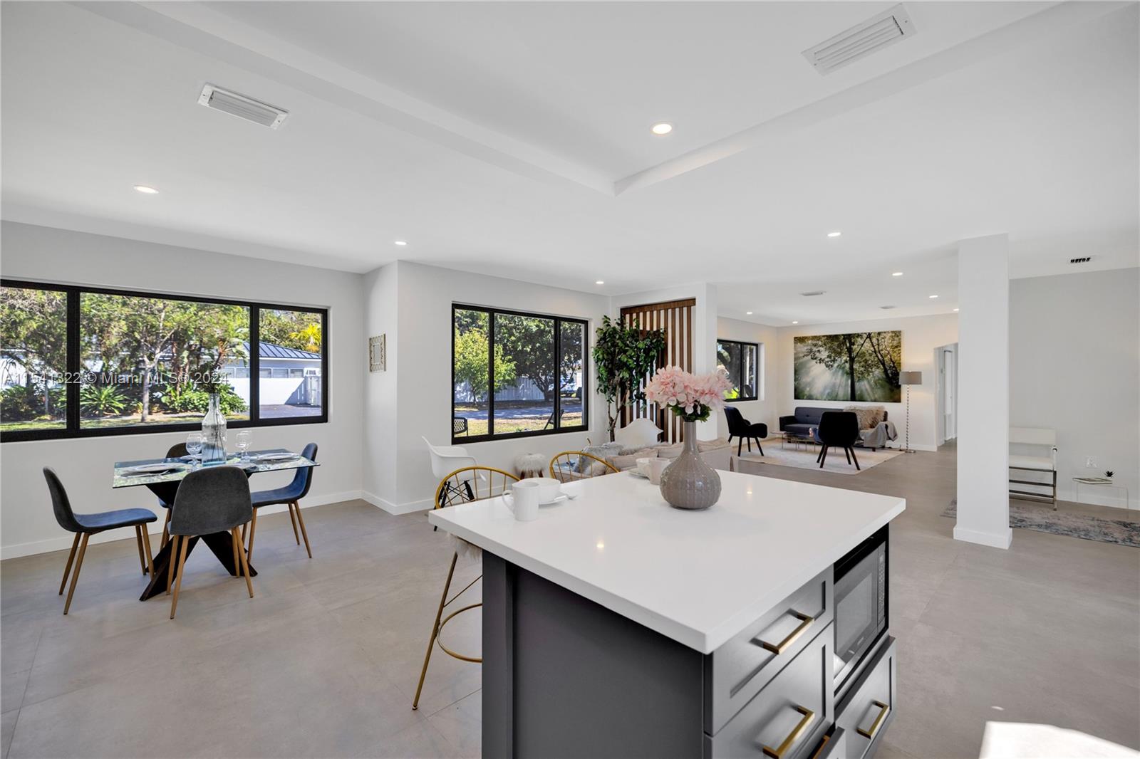 8950 NE 3rd Ave, El Portal, Florida 33138, 3 Bedrooms Bedrooms, ,2 BathroomsBathrooms,Residential,For Sale,8950 NE 3rd Ave,A11541322