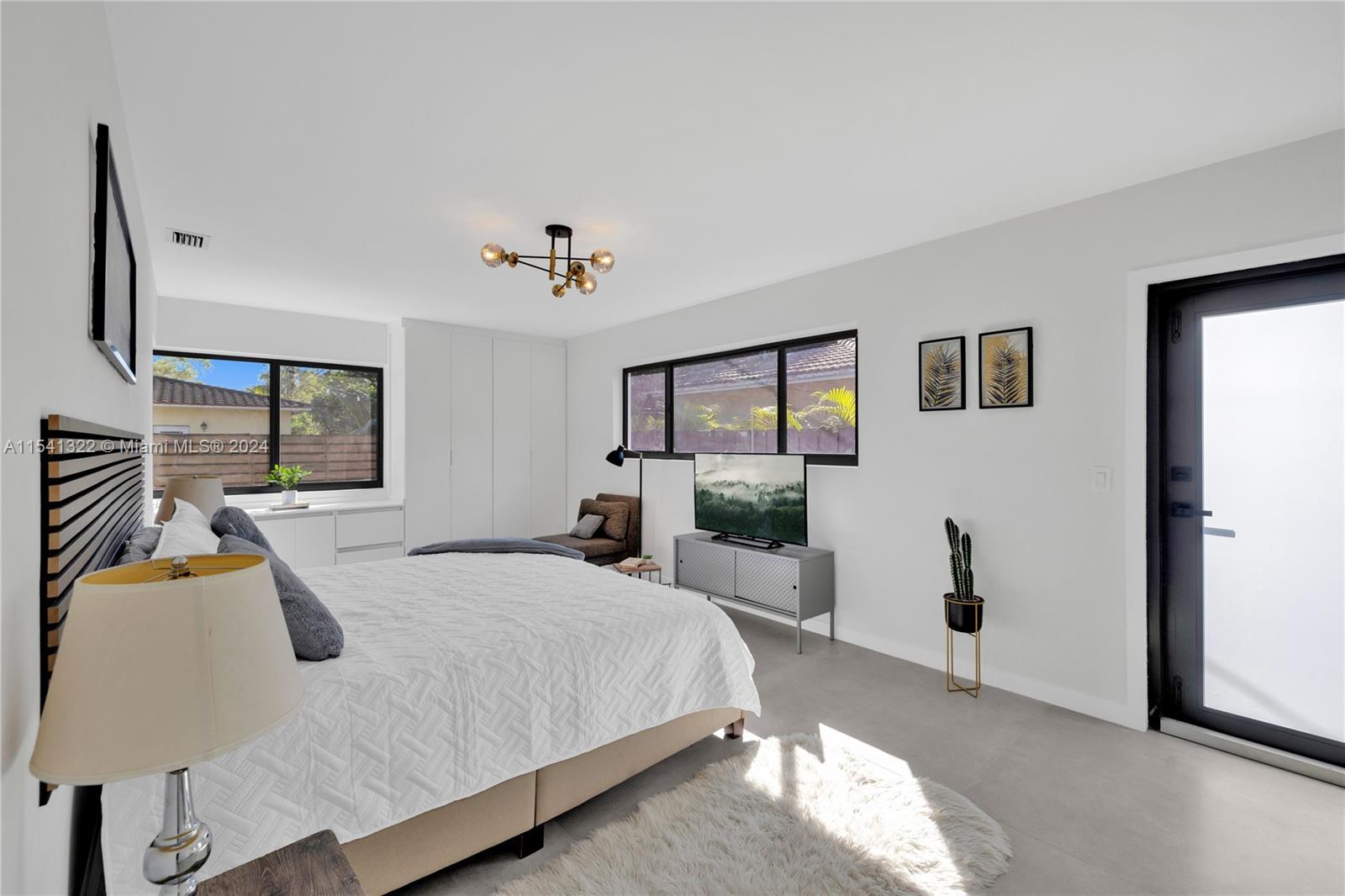 8950 NE 3rd Ave, El Portal, Florida 33138, 3 Bedrooms Bedrooms, ,2 BathroomsBathrooms,Residential,For Sale,8950 NE 3rd Ave,A11541322