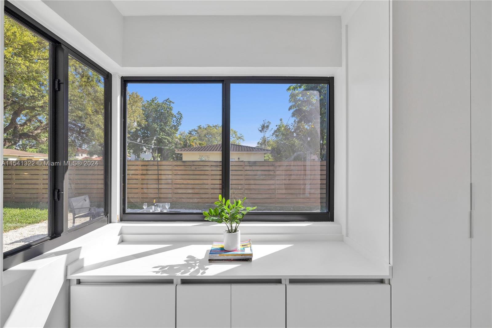 8950 NE 3rd Ave, El Portal, Florida 33138, 3 Bedrooms Bedrooms, ,2 BathroomsBathrooms,Residential,For Sale,8950 NE 3rd Ave,A11541322