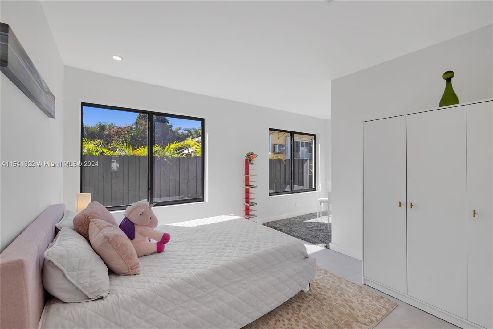 8950 NE 3rd Ave, El Portal, Florida 33138, 3 Bedrooms Bedrooms, ,2 BathroomsBathrooms,Residential,For Sale,8950 NE 3rd Ave,A11541322