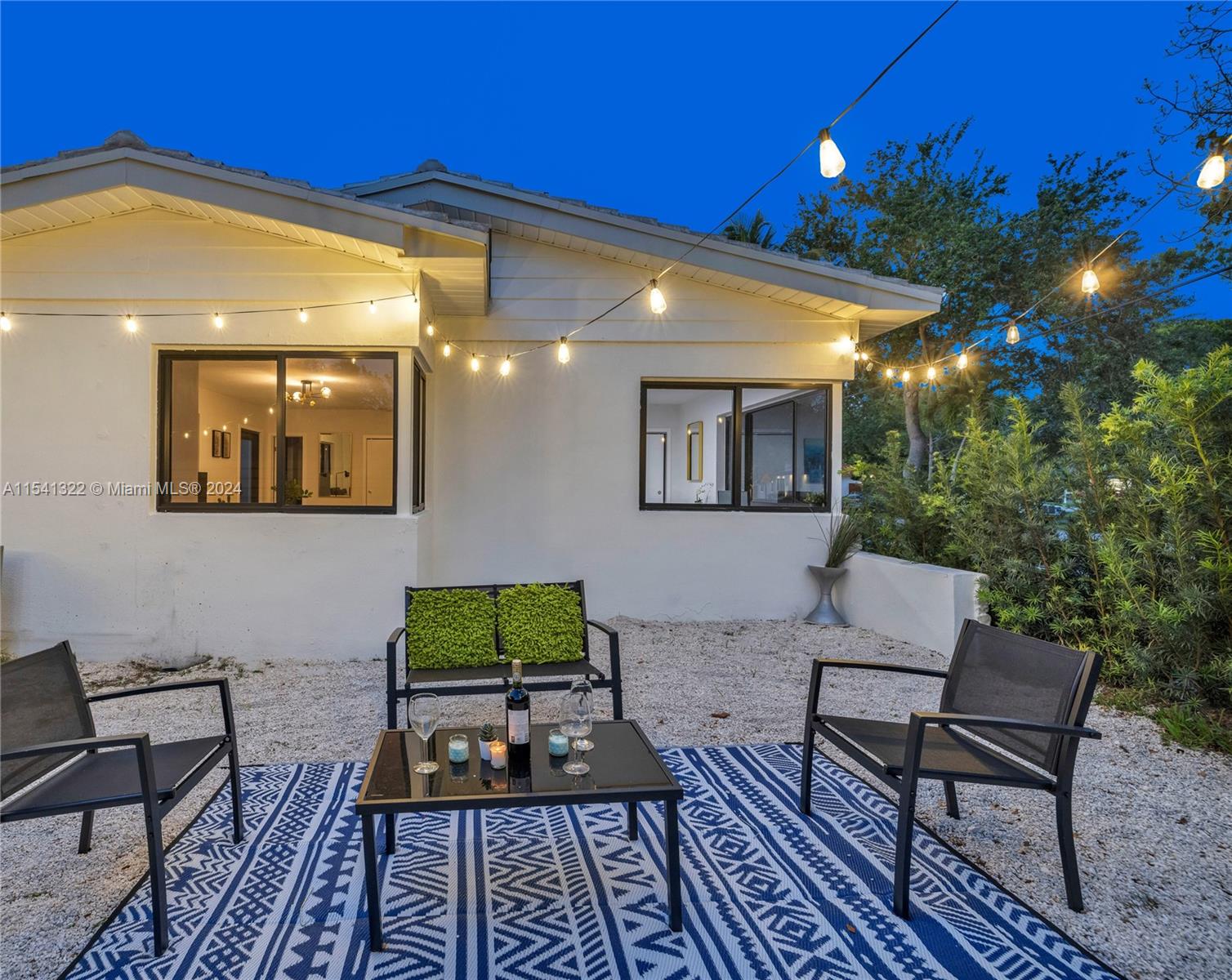 8950 NE 3rd Ave, El Portal, Florida 33138, 3 Bedrooms Bedrooms, ,2 BathroomsBathrooms,Residential,For Sale,8950 NE 3rd Ave,A11541322