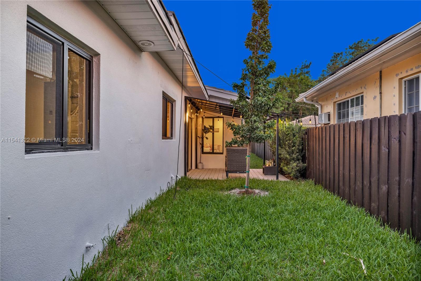 8950 NE 3rd Ave, El Portal, Florida 33138, 3 Bedrooms Bedrooms, ,2 BathroomsBathrooms,Residential,For Sale,8950 NE 3rd Ave,A11541322