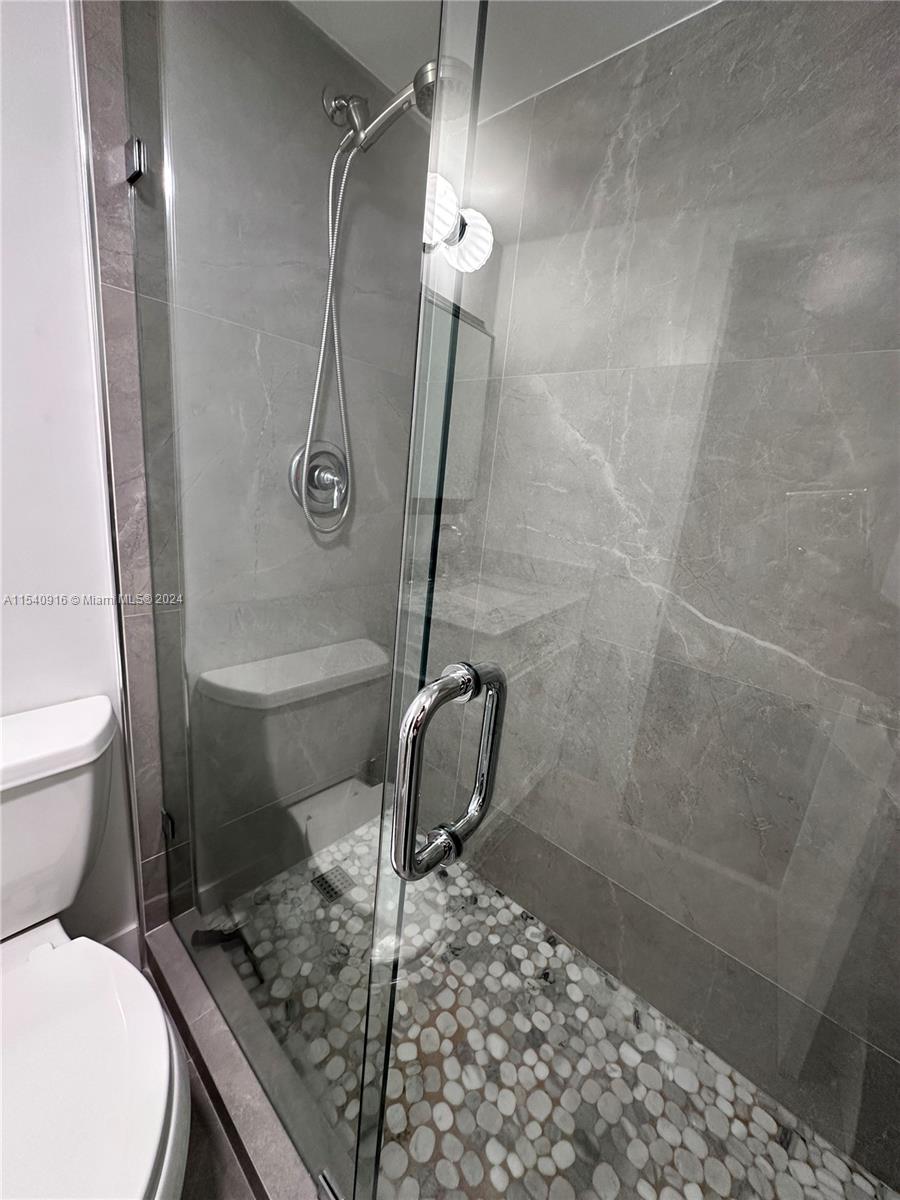 2217 NE 7th St 21, Hallandale Beach, Florida 33009, 3 Bedrooms Bedrooms, ,2 BathroomsBathrooms,Residential,For Sale,2217 NE 7th St 21,A11540916