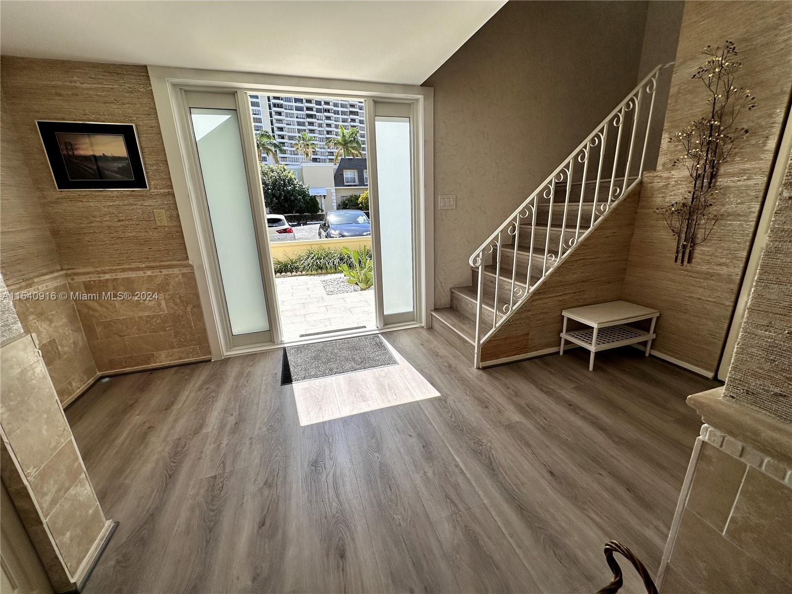 2217 NE 7th St 21, Hallandale Beach, Florida 33009, 3 Bedrooms Bedrooms, ,2 BathroomsBathrooms,Residential,For Sale,2217 NE 7th St 21,A11540916