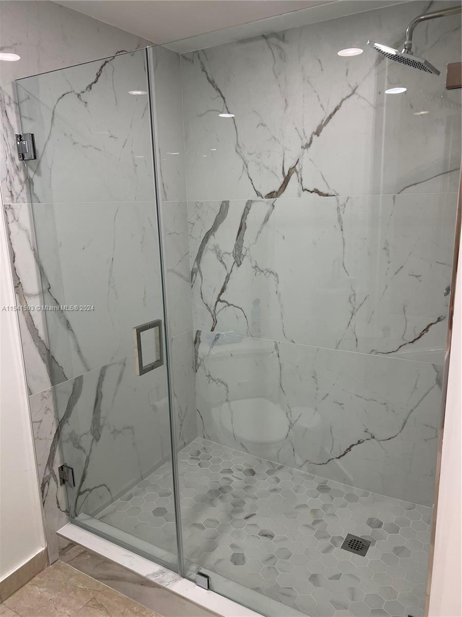 Aventura, Florida 33180, 2 Bedrooms Bedrooms, ,2 BathroomsBathrooms,Residential,For Sale,A11541593