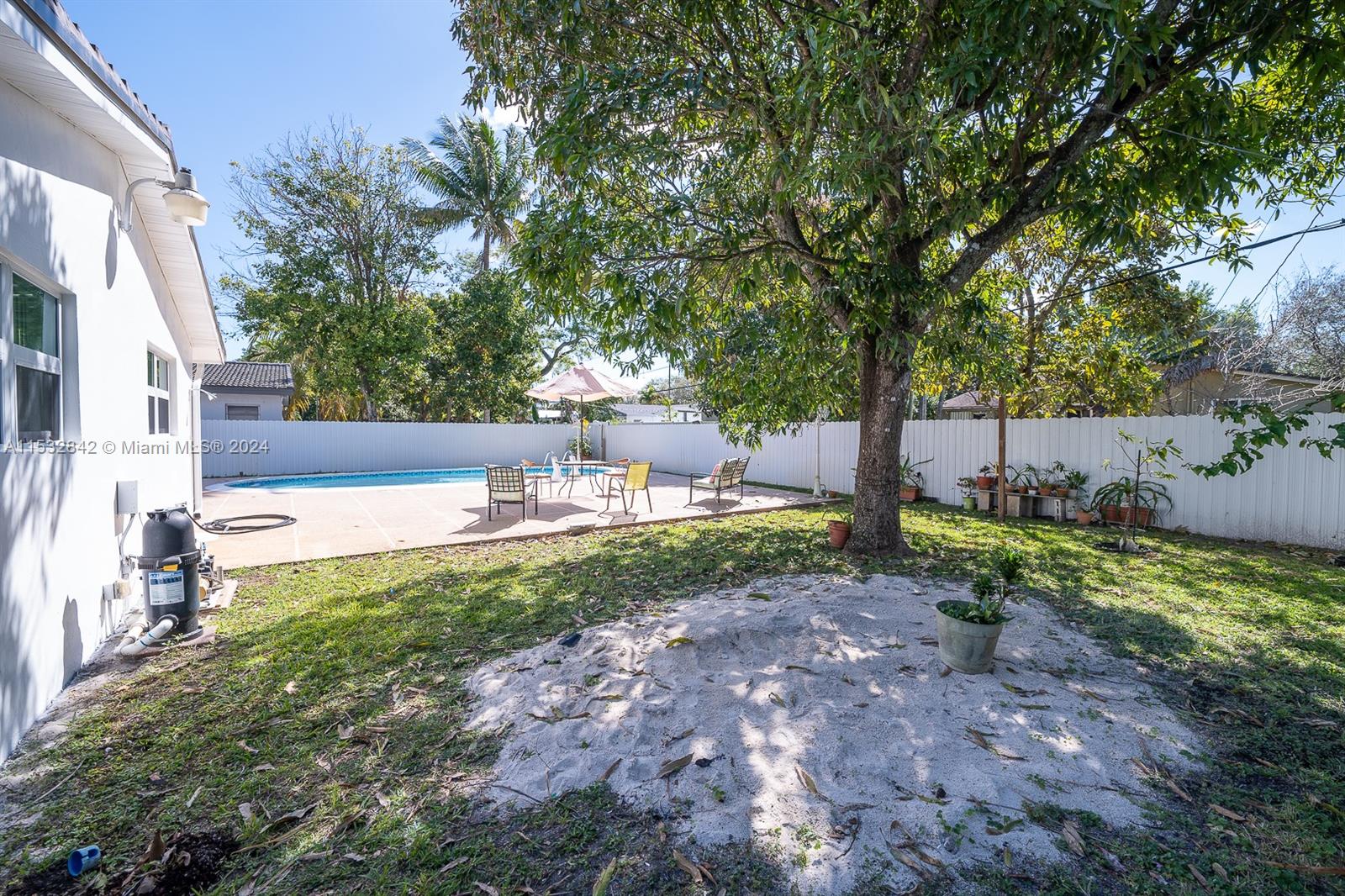 830 NE 182nd Ter, North Miami Beach, Florida 33162, 4 Bedrooms Bedrooms, ,3 BathroomsBathrooms,Residential,For Sale,830 NE 182nd Ter,A11532842