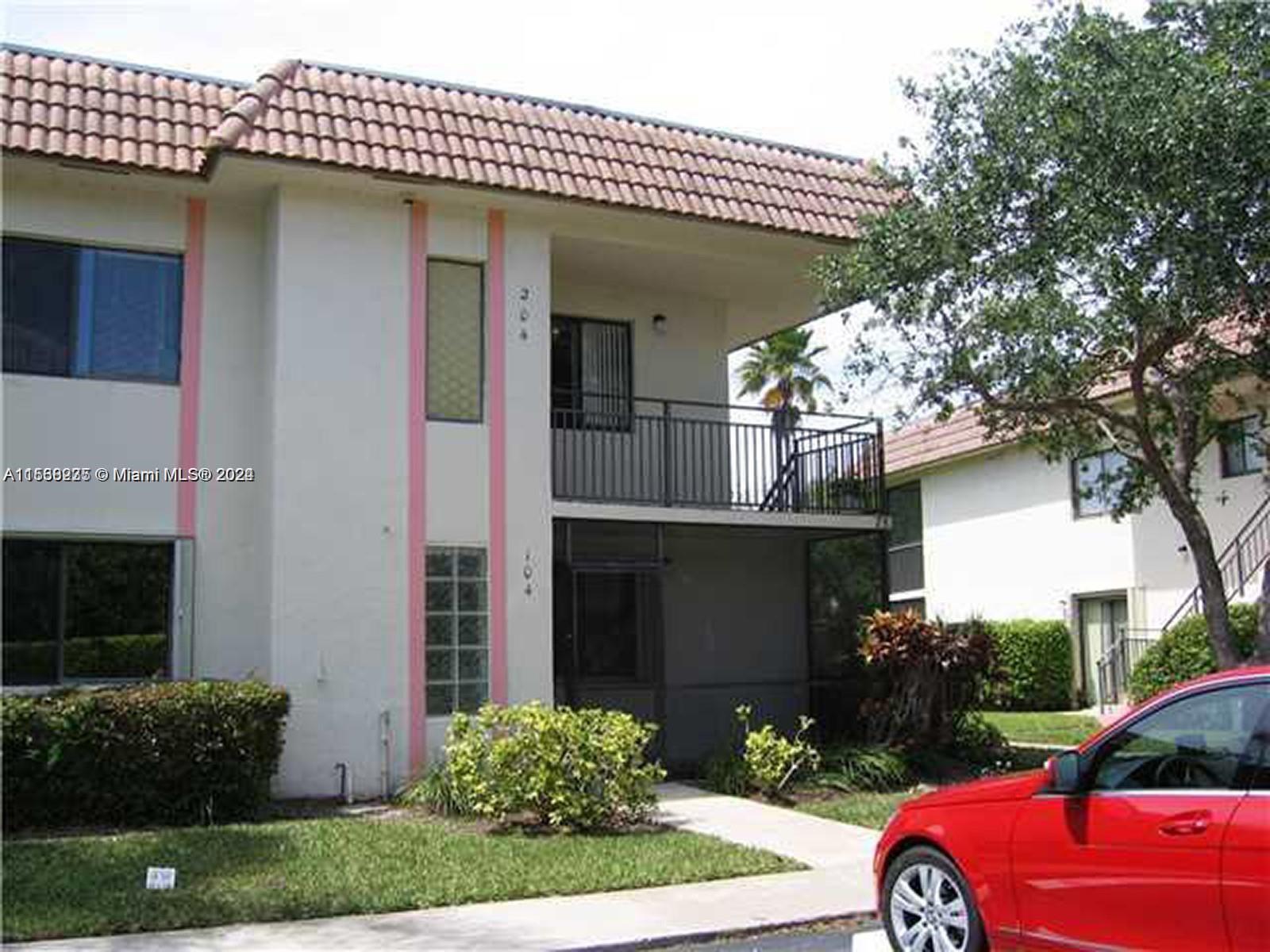 413  Lakeview Dr #204 For Sale A11538235, FL