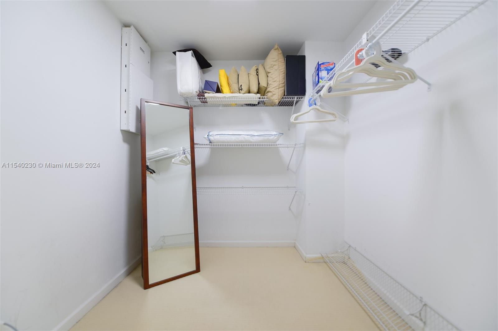 10275 Collins Ave 1222, Bal Harbour, Florida 33154, 2 Bedrooms Bedrooms, ,2 BathroomsBathrooms,Residentiallease,For Rent,10275 Collins Ave 1222,A11540230