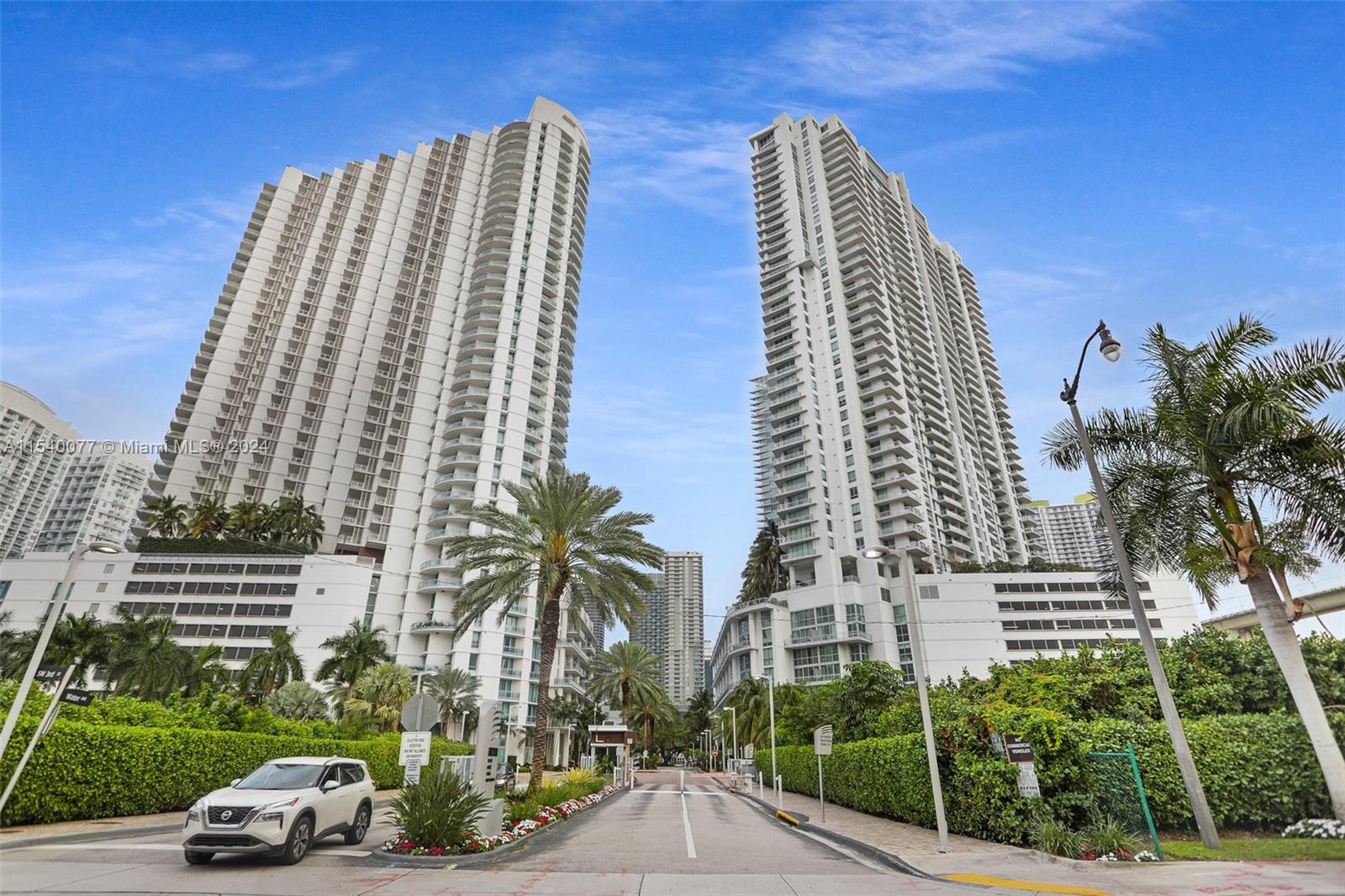 Miami, Florida 33130, 2 Bedrooms Bedrooms, ,2 BathroomsBathrooms,Residential,For Sale,A11540077
