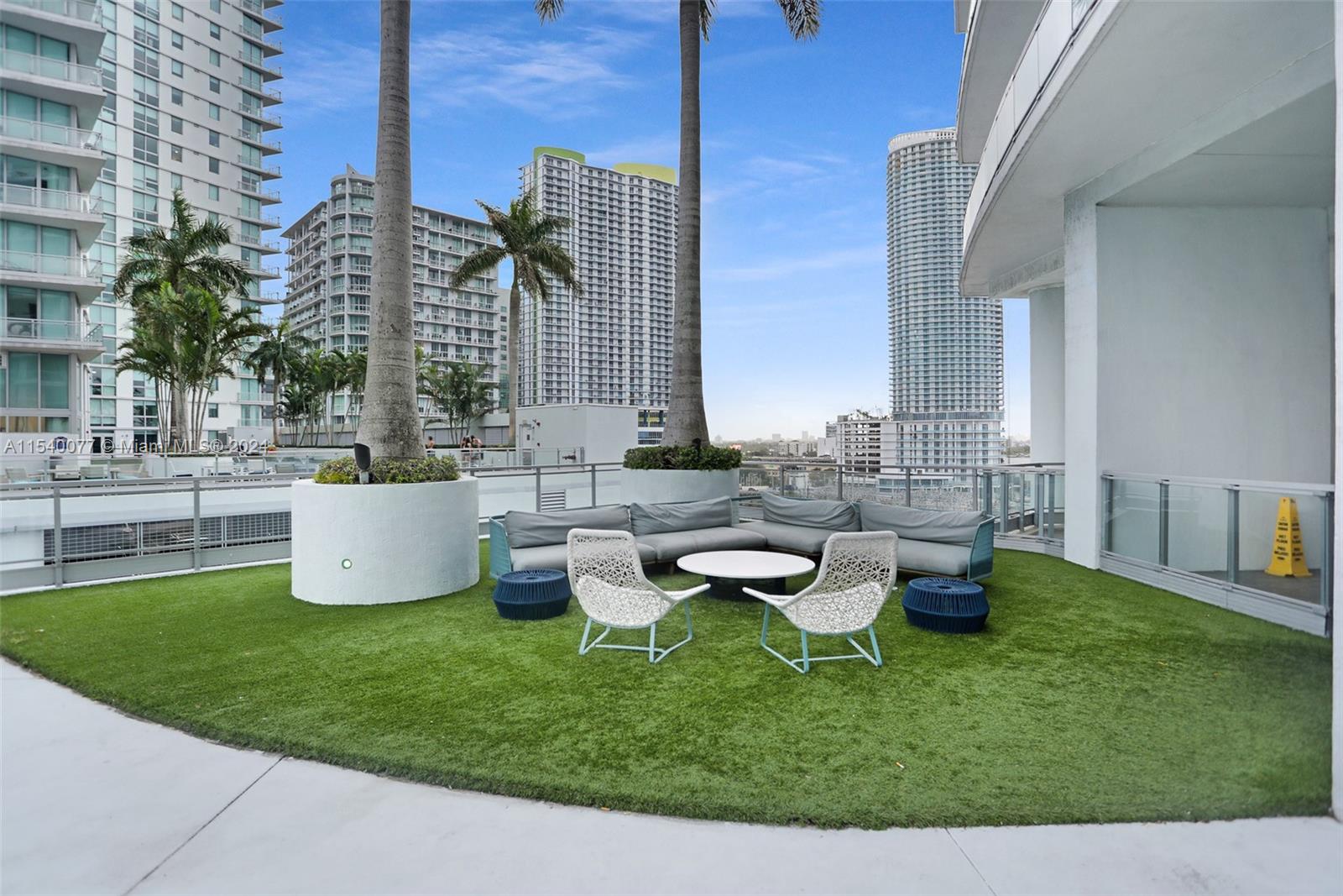 Miami, Florida 33130, 2 Bedrooms Bedrooms, ,2 BathroomsBathrooms,Residential,For Sale,A11540077