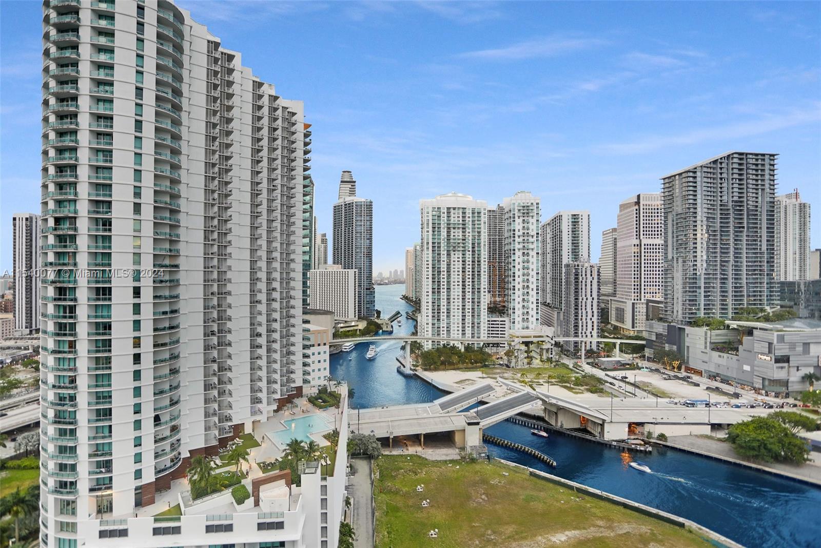 Miami, Florida 33130, 2 Bedrooms Bedrooms, ,2 BathroomsBathrooms,Residential,For Sale,A11540077
