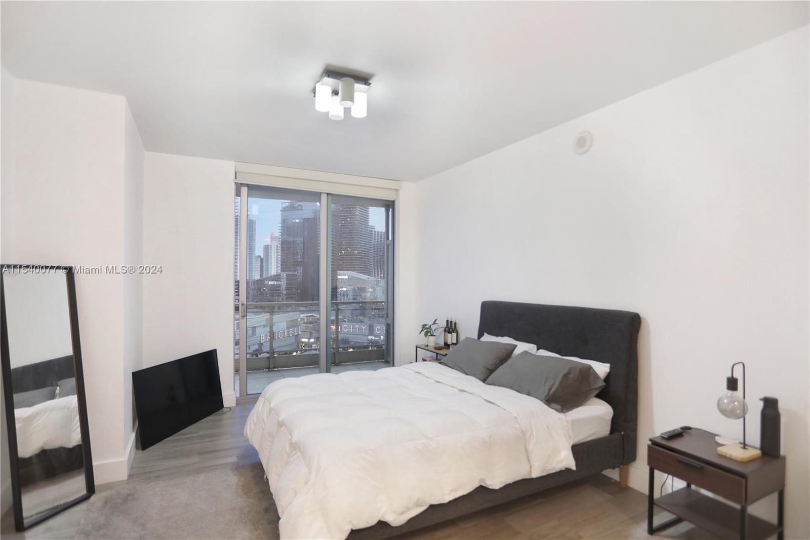 Miami, Florida 33130, 2 Bedrooms Bedrooms, ,2 BathroomsBathrooms,Residential,For Sale,A11540077
