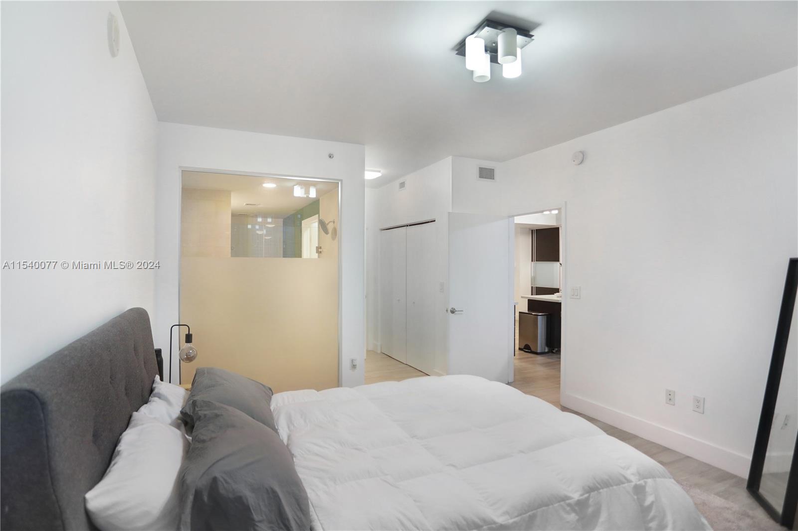 Miami, Florida 33130, 2 Bedrooms Bedrooms, ,2 BathroomsBathrooms,Residential,For Sale,A11540077