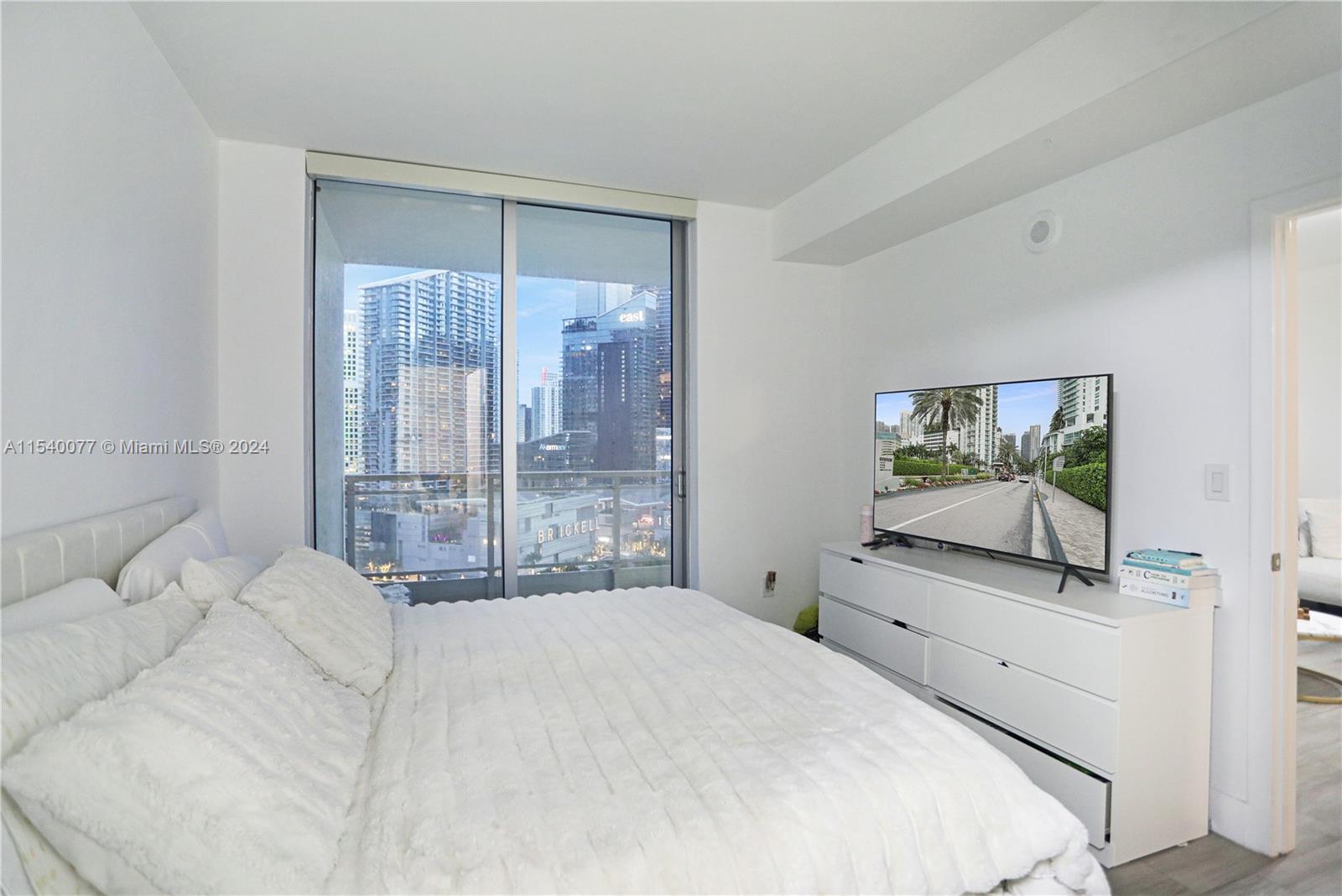 Miami, Florida 33130, 2 Bedrooms Bedrooms, ,2 BathroomsBathrooms,Residential,For Sale,A11540077