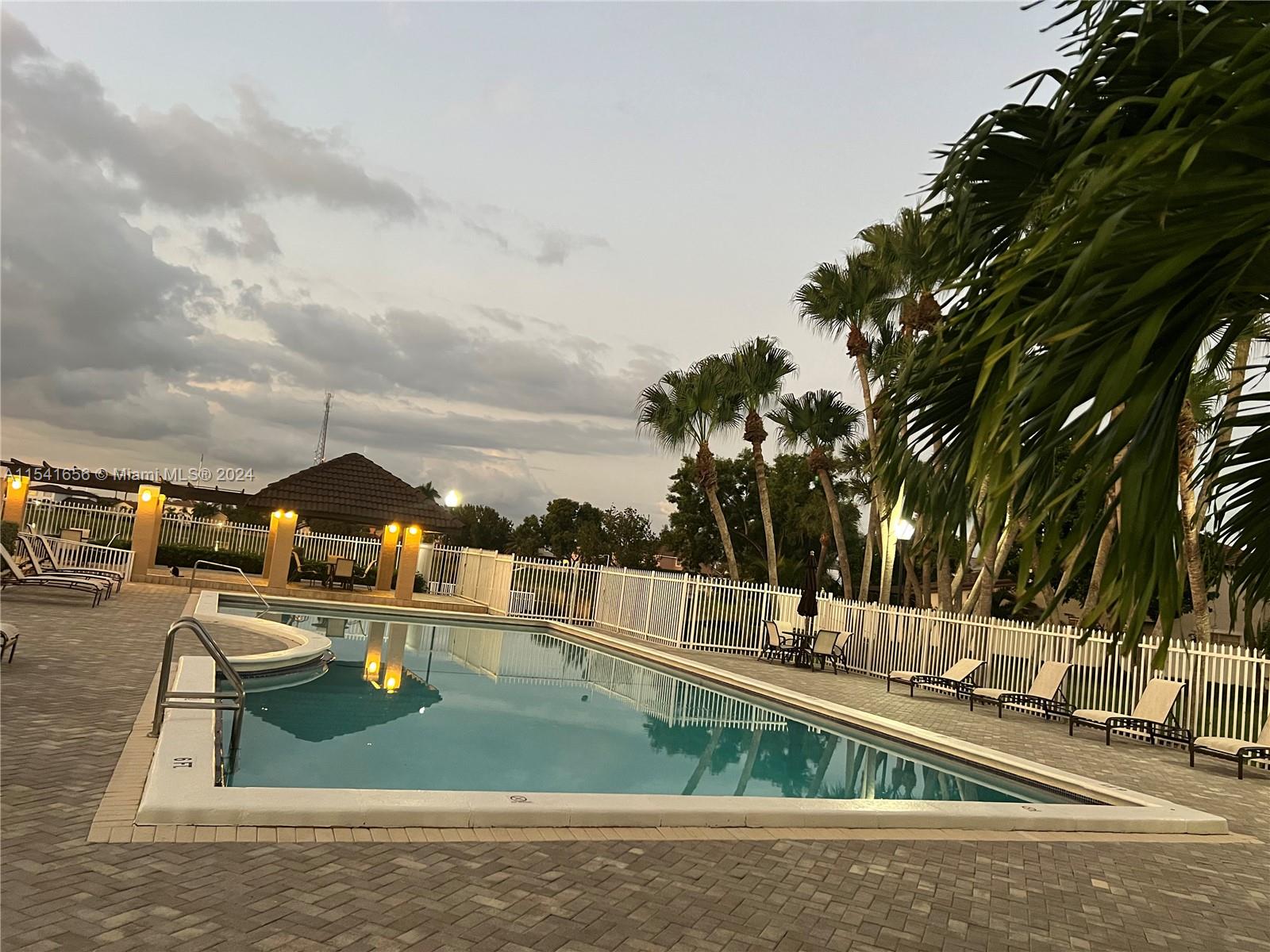 19851 NW 82nd Ct, Hialeah, Florida 33015, 3 Bedrooms Bedrooms, ,2 BathroomsBathrooms,Residentiallease,For Rent,19851 NW 82nd Ct,A11541656